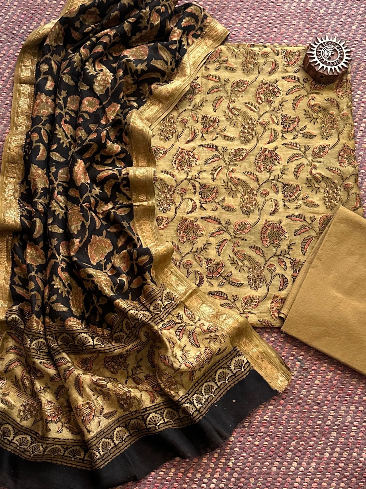 Vegetable Dyed Maheshwari Silk Unstitched Set