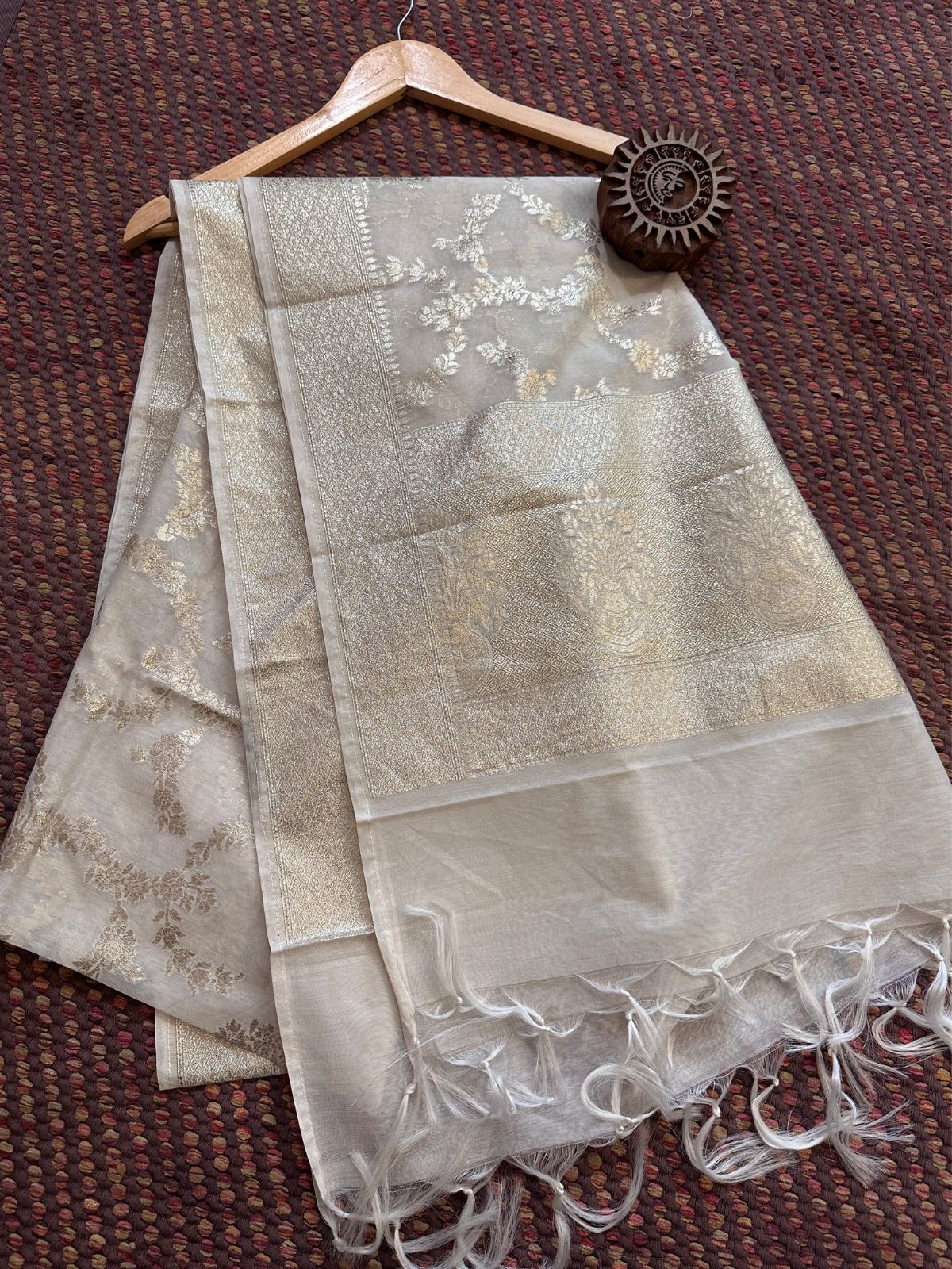 Chanderi Silk Flower Motif Dupatta