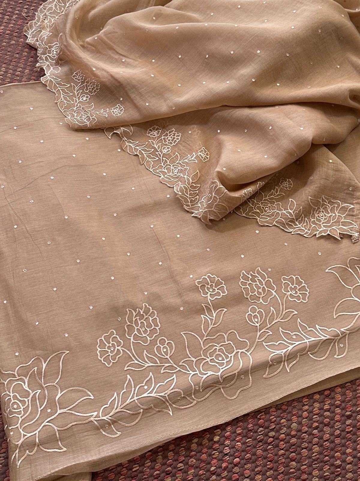 Malmal Maheshwari Silk Embroidered Unstitched Set