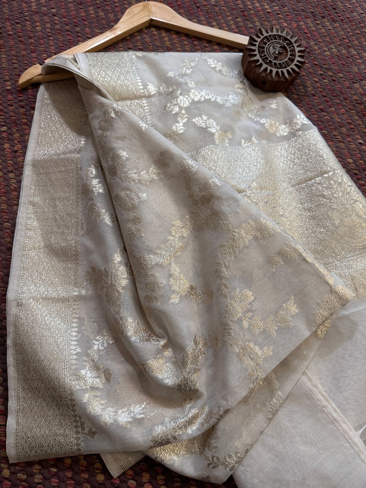 Chanderi Silk Flower Motif Dupatta