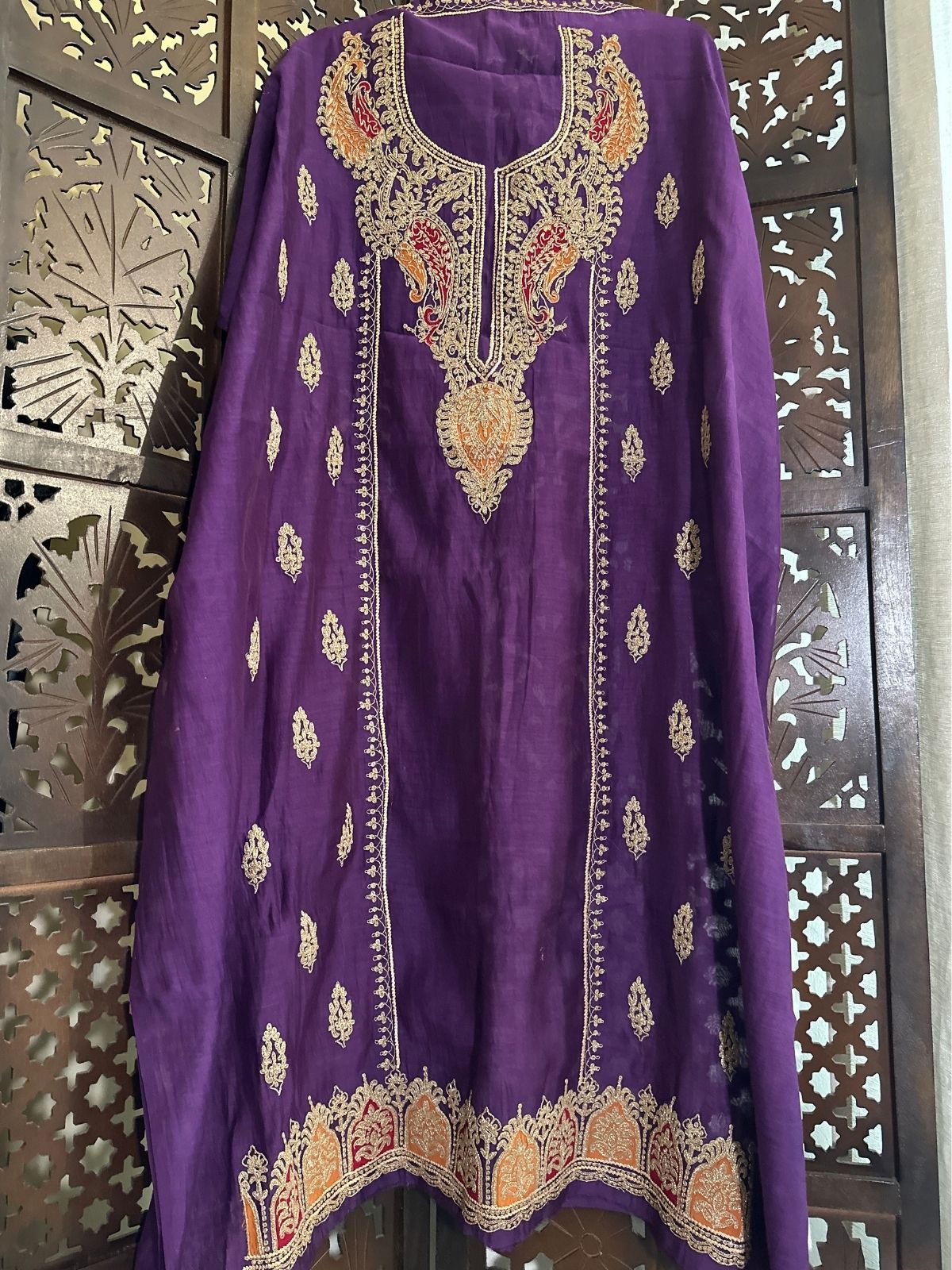 Premium Mul Maheshwari Embroidered Unstitched Set