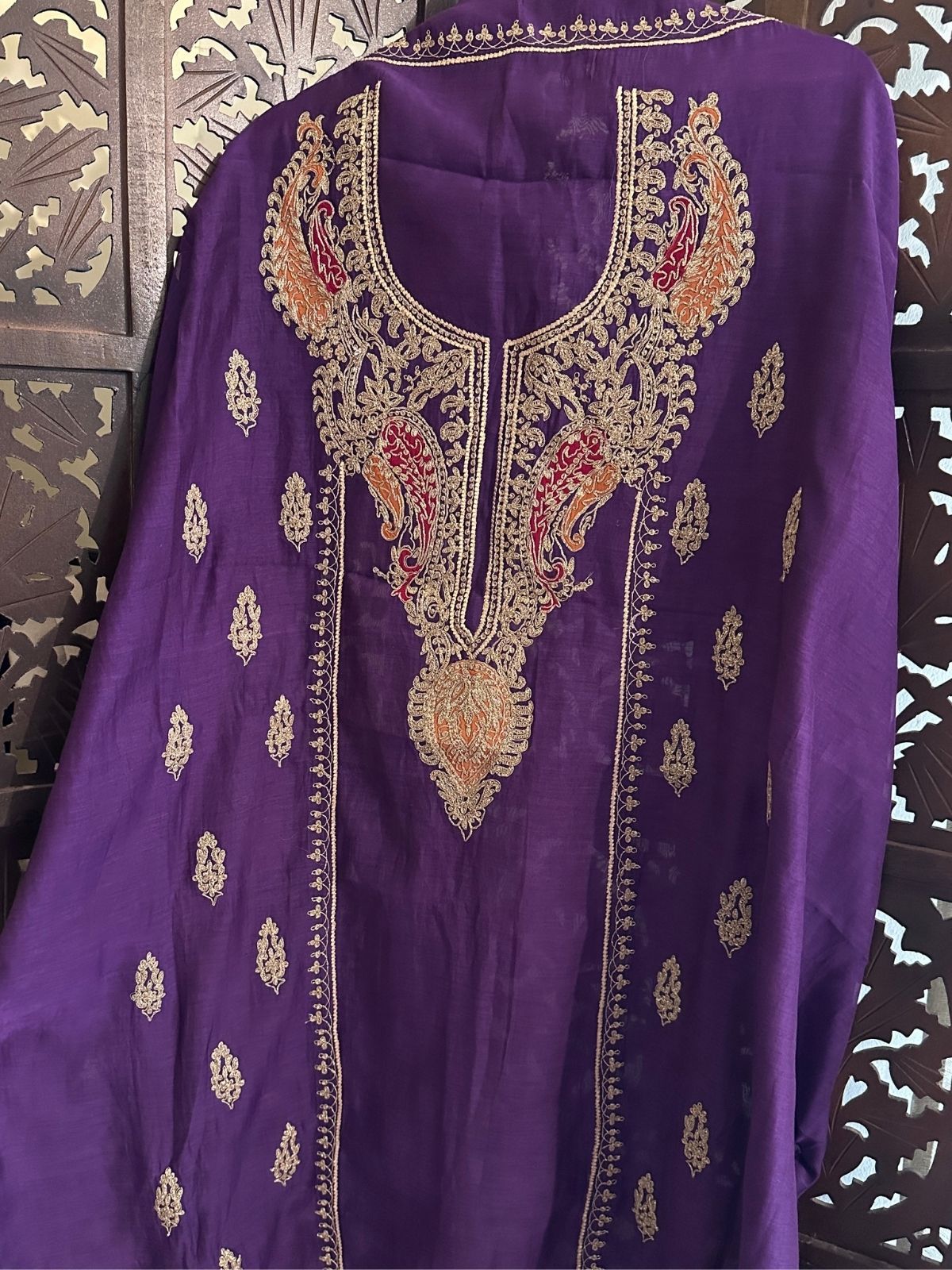 Premium Mul Maheshwari Embroidered Unstitched Set