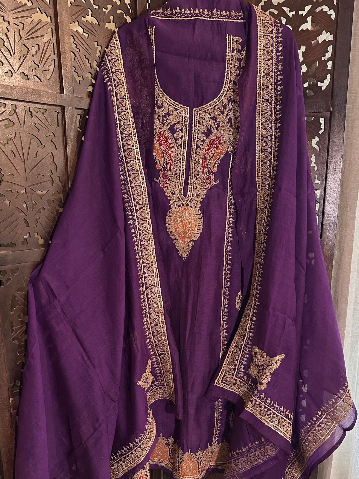 Premium Mul Maheshwari Embroidered Unstitched Set