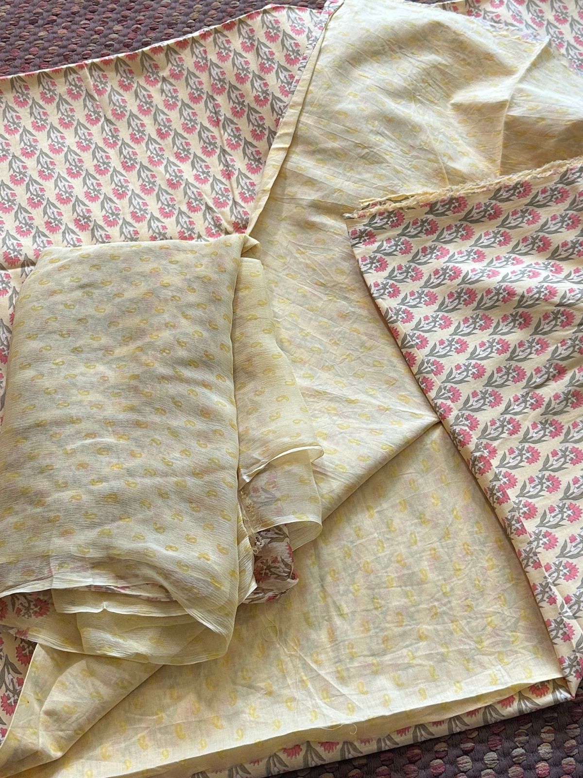 Pure Cotton Unstitched Set with Chiffon Dupatta