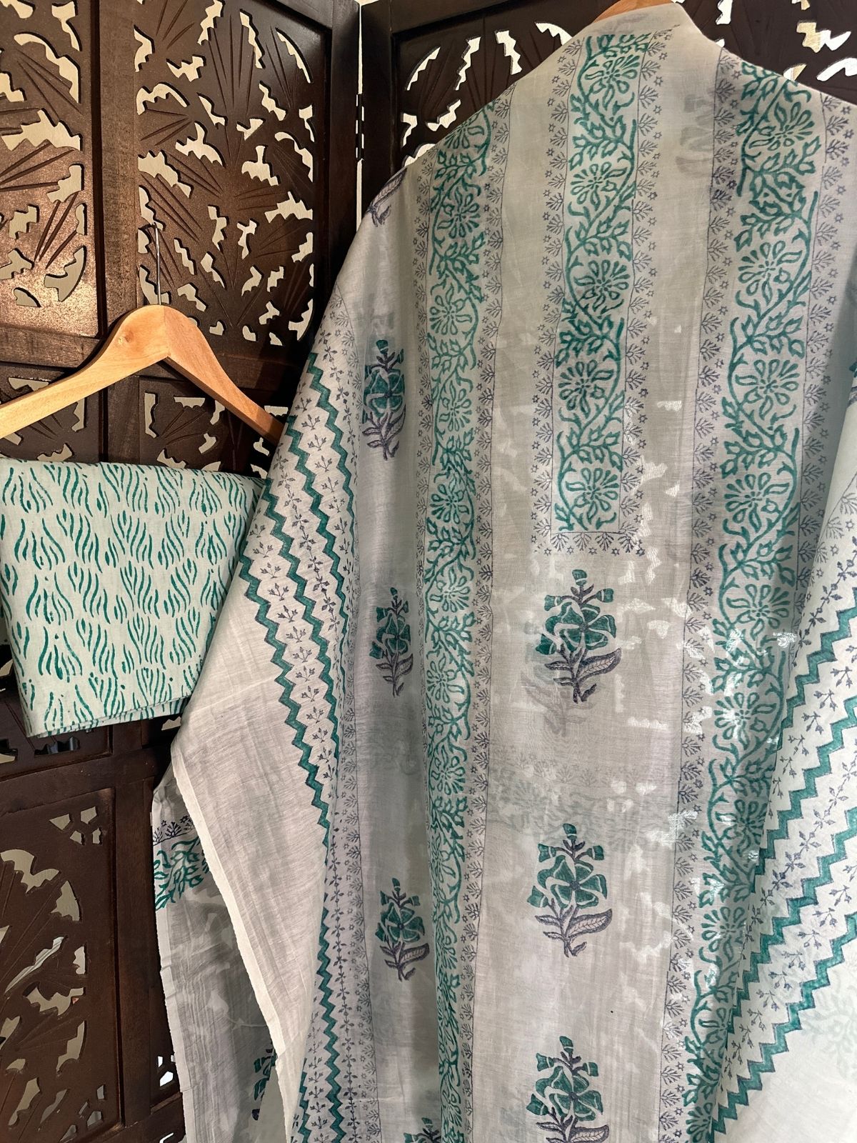 Premium Hand-blocked Malmal Maheswari Unstitched Set