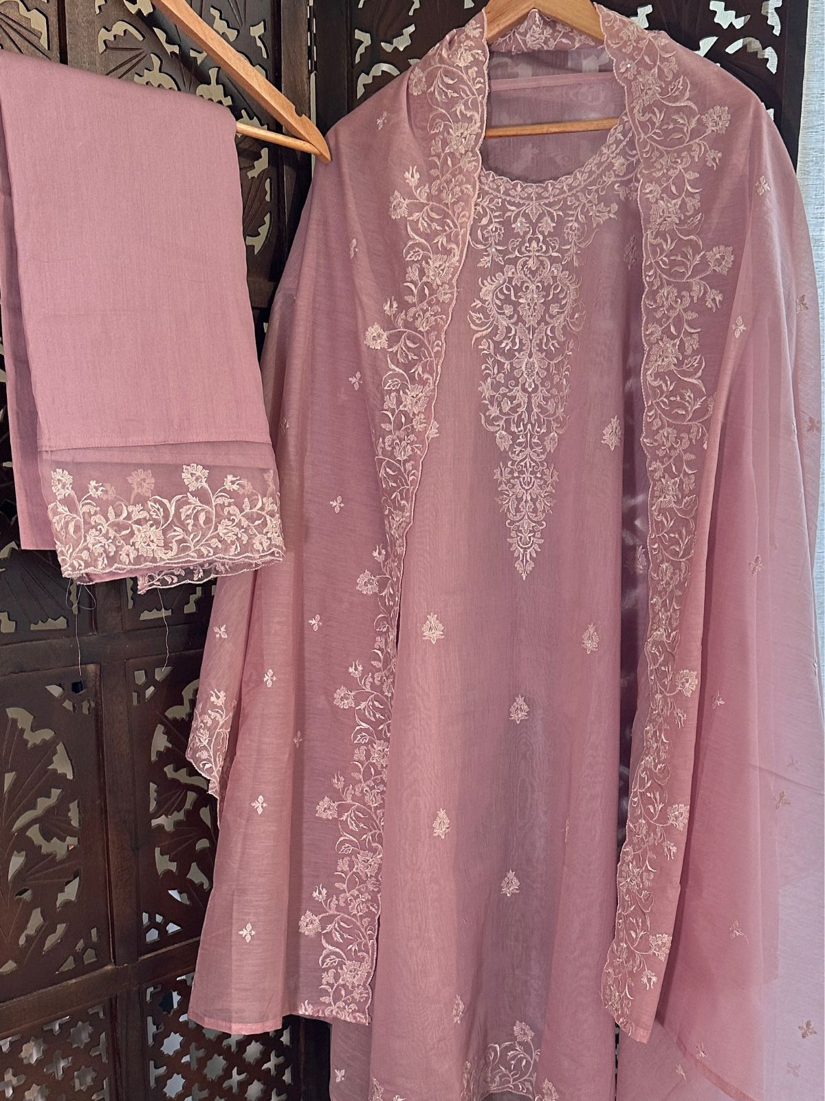 Malmal Maheshwari Silk Embroidered Unstitched Set