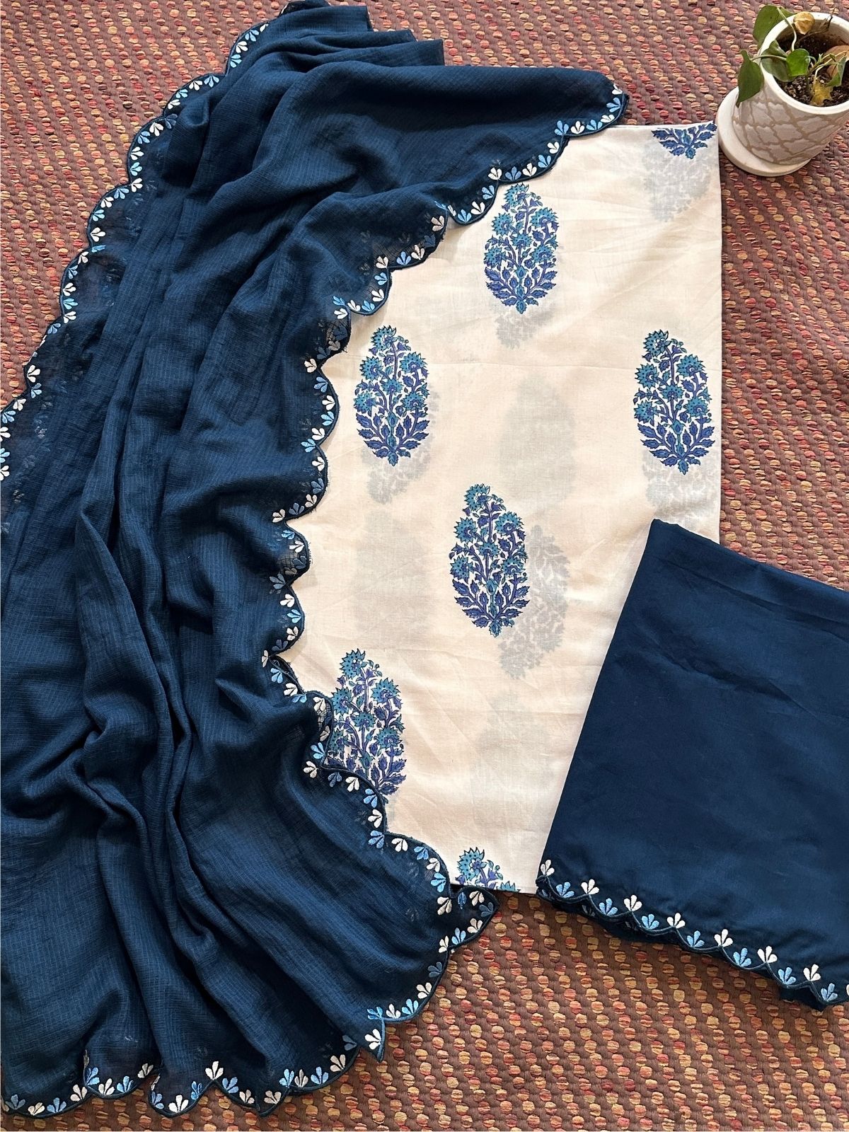 Pure Cotton Hand blocked Set with Embroidered Dupatta
