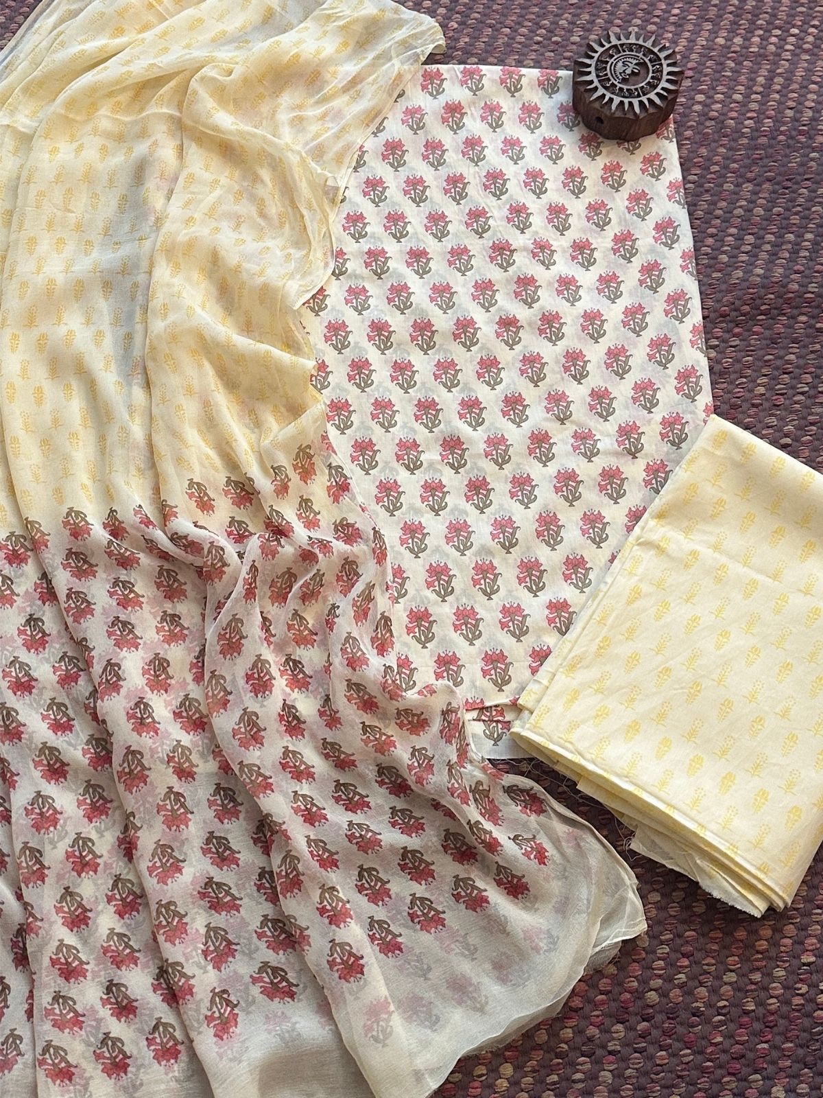 Pure Cotton Unstitched Set with Chiffon Dupatta