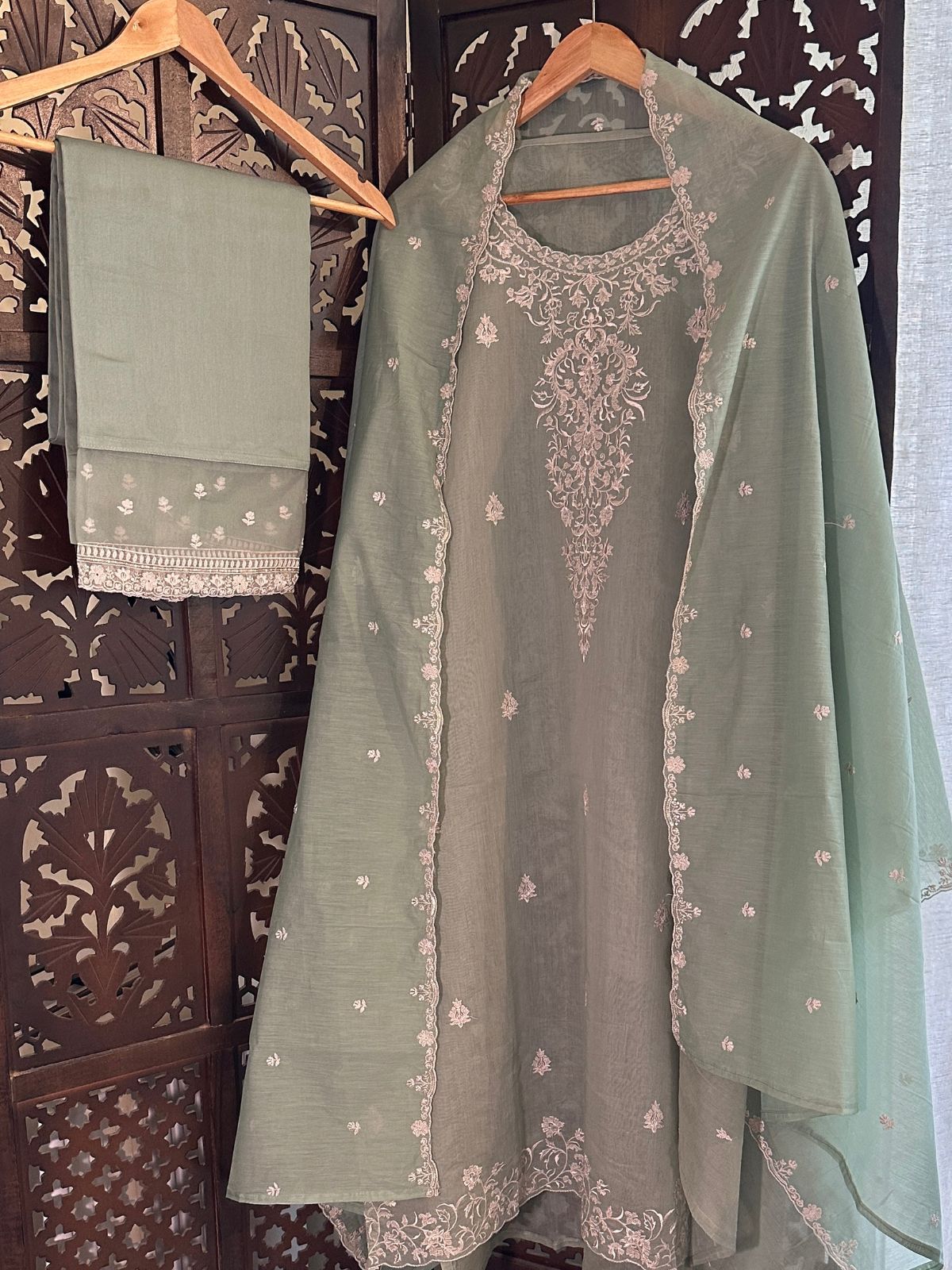 Malmal Maheshwari Silk Embroidered Unstitched Set