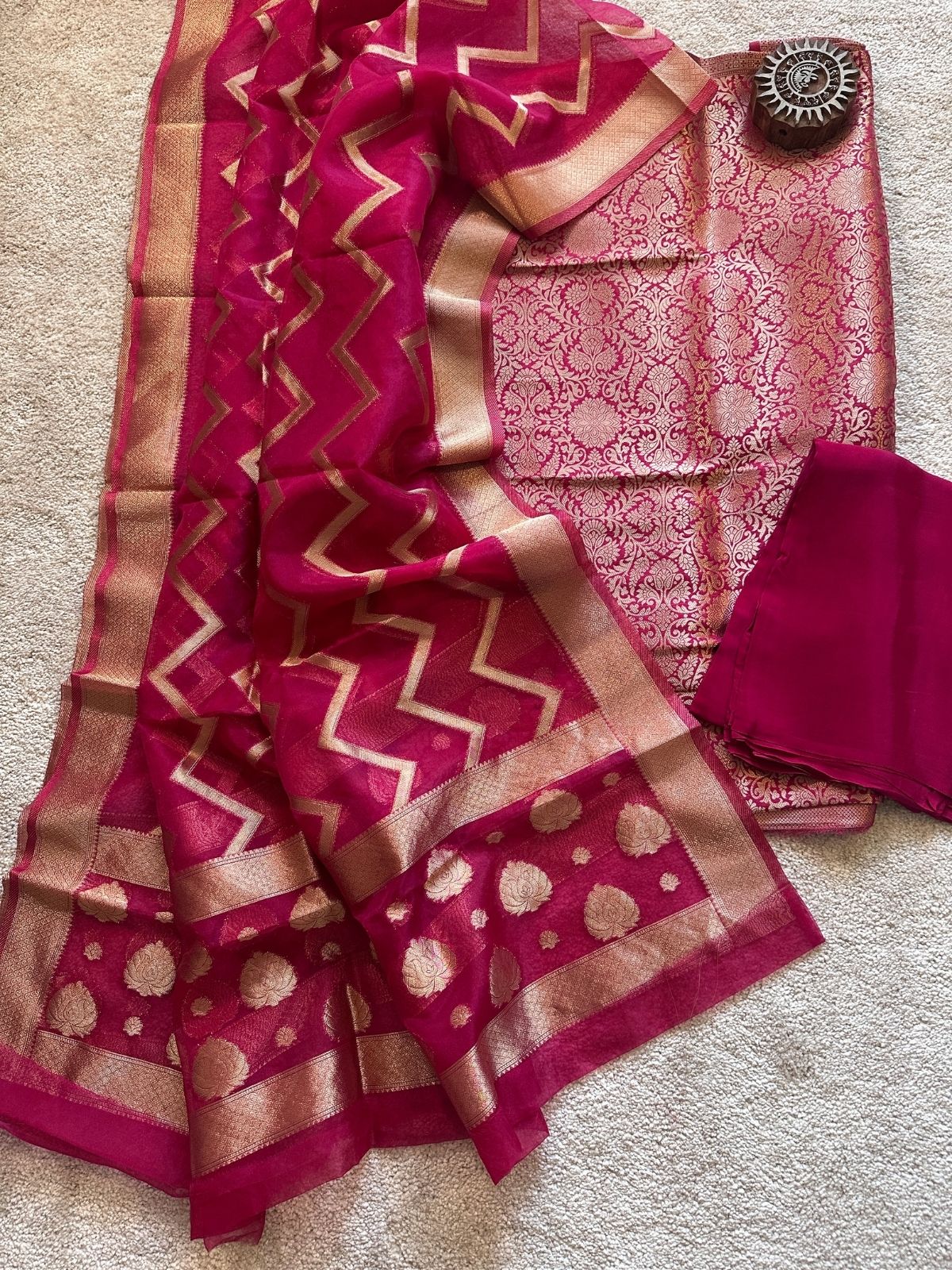 Seher- Premium Brocade Silk Unstitched Set