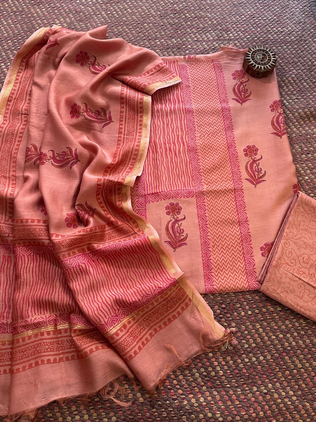 Hand-blocked Maheswari Unstitched Set