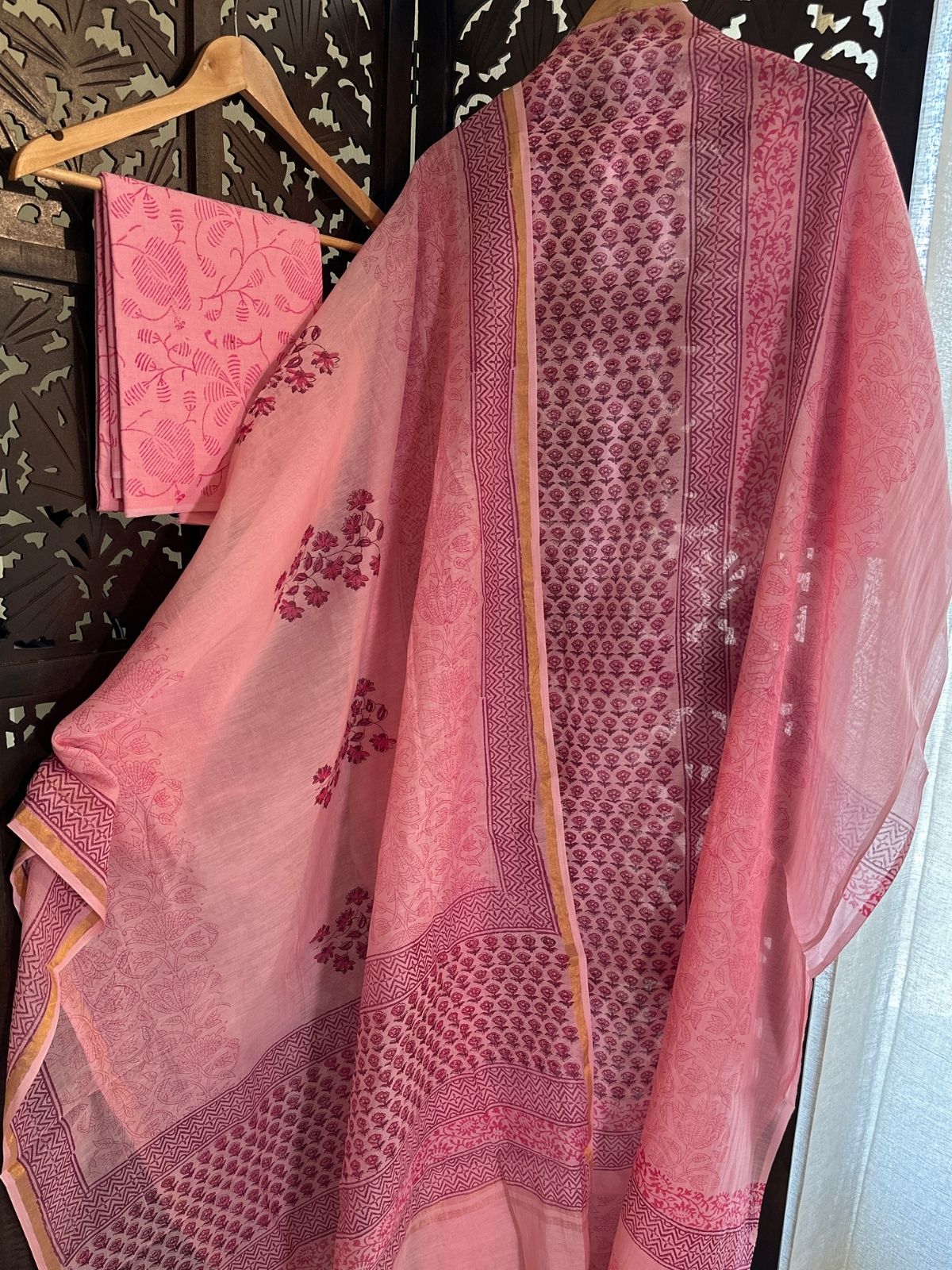Premium Hand-blocked Malmal Maheswari Unstitched Set