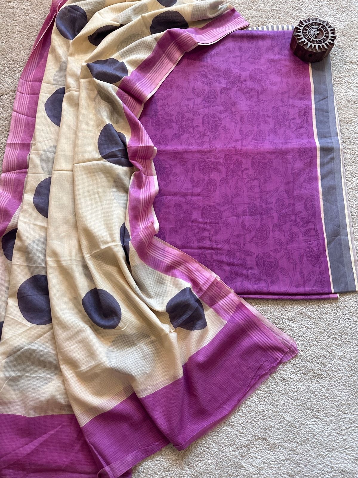 Ambika Set.