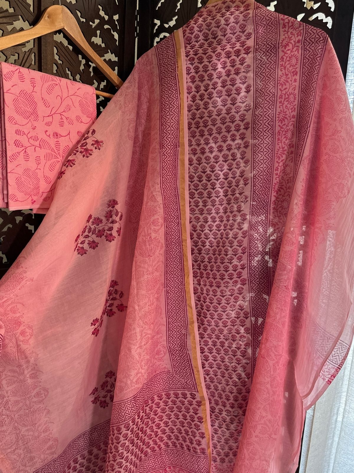 Premium Hand-blocked Malmal Maheswari Unstitched Set