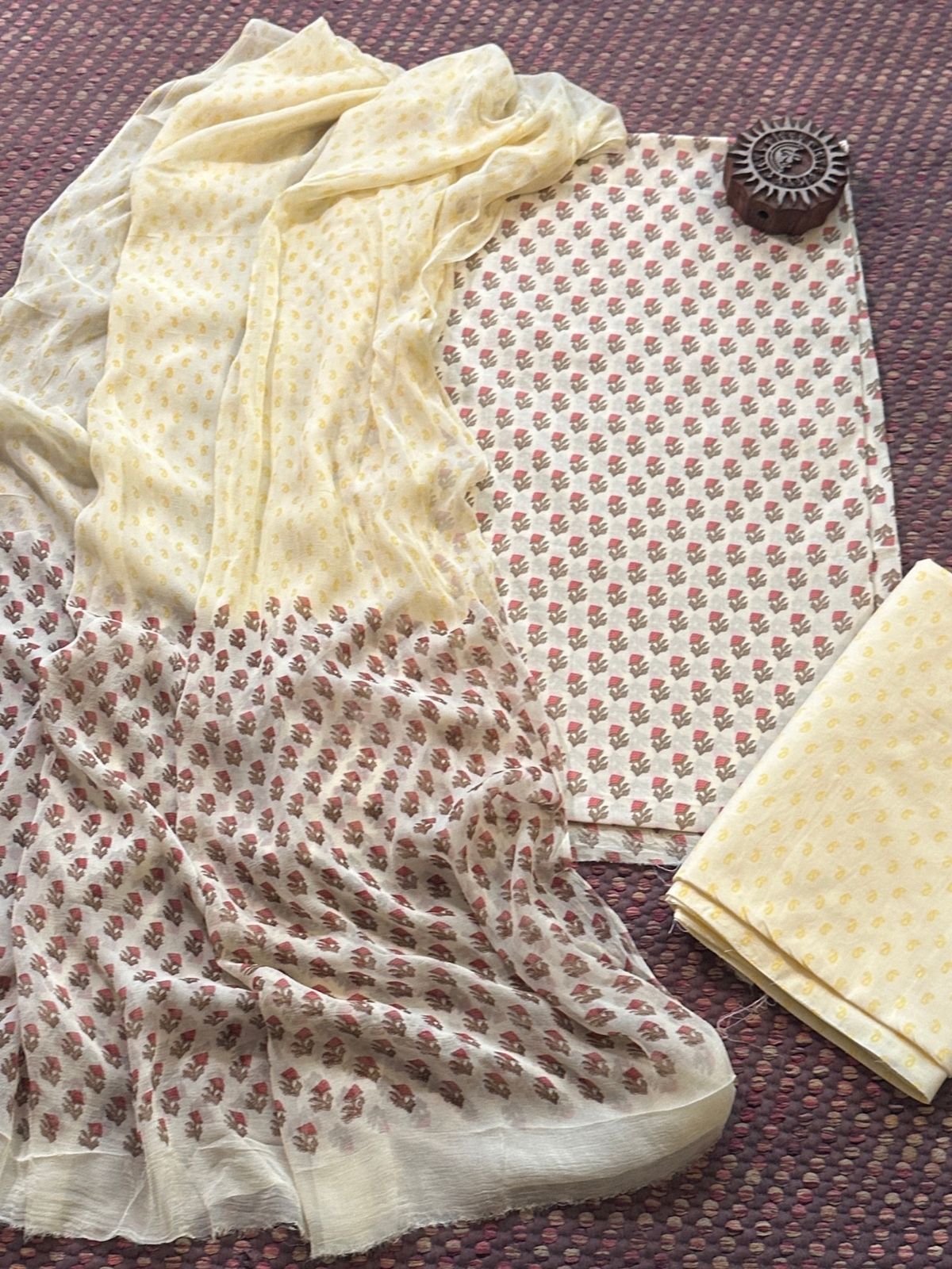 Pure Cotton Unstitched Set with Chiffon Dupatta