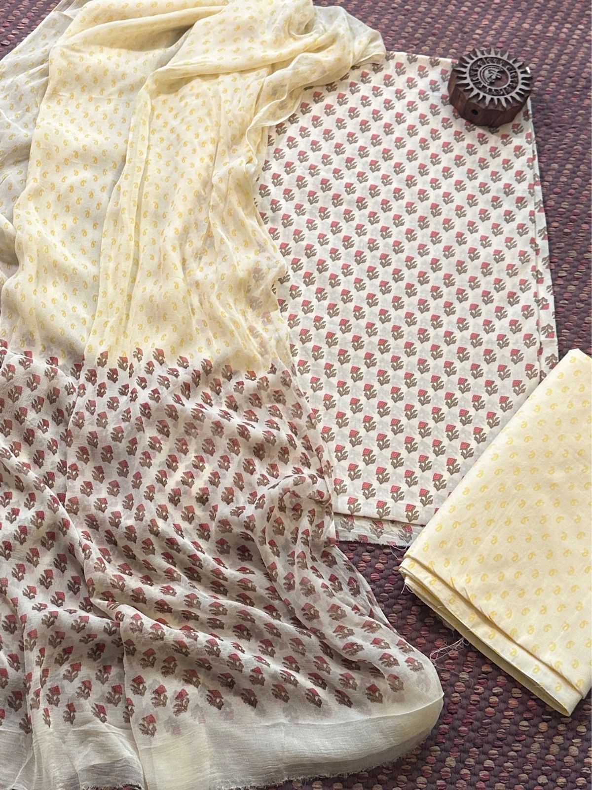 Pure Cotton Unstitched Set with Chiffon Dupatta