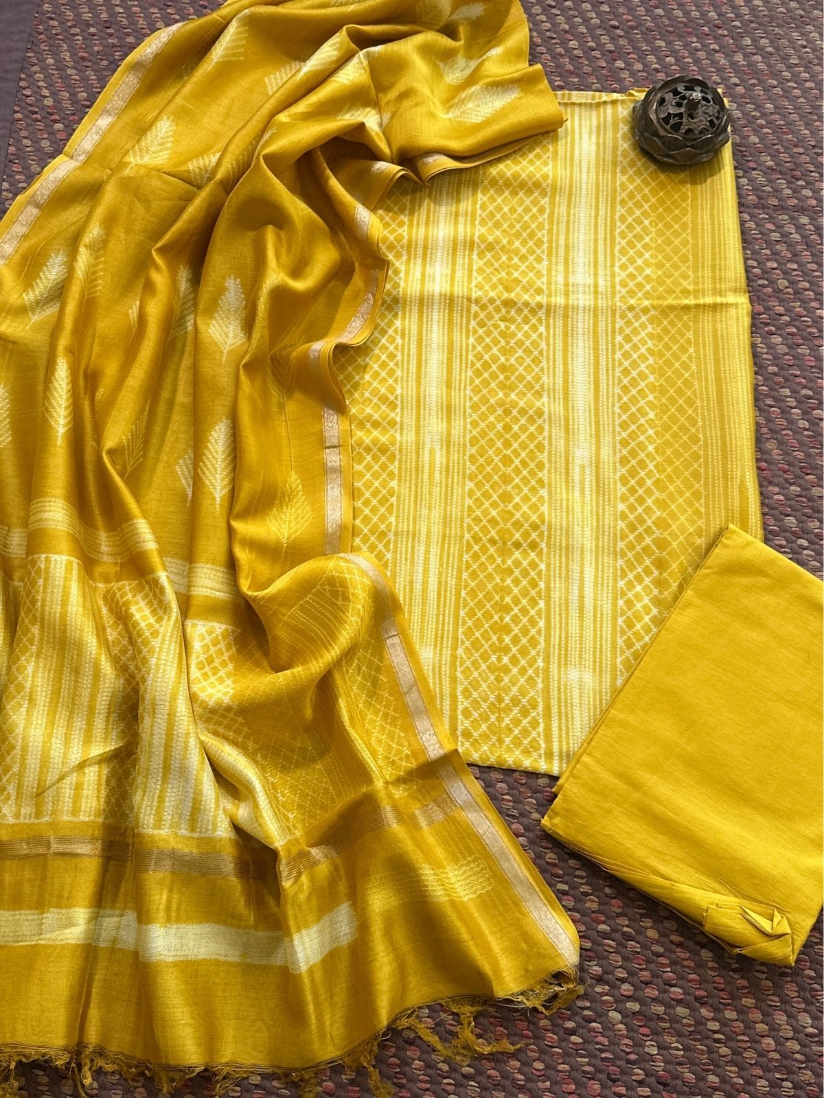 Shibori Maheshwari Silk Set
