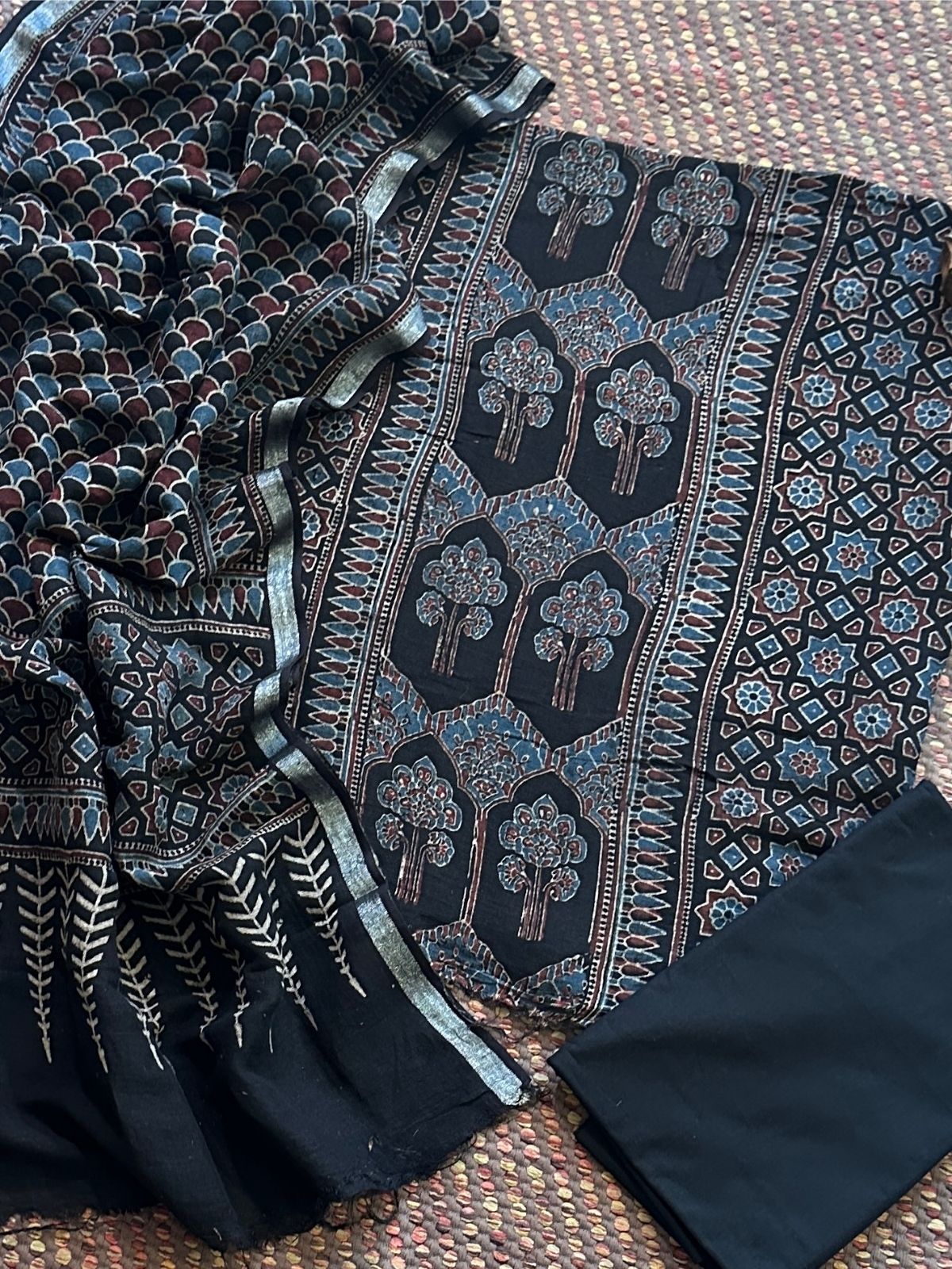 Linen Ajrakh Hand- Block Unstitched Set
