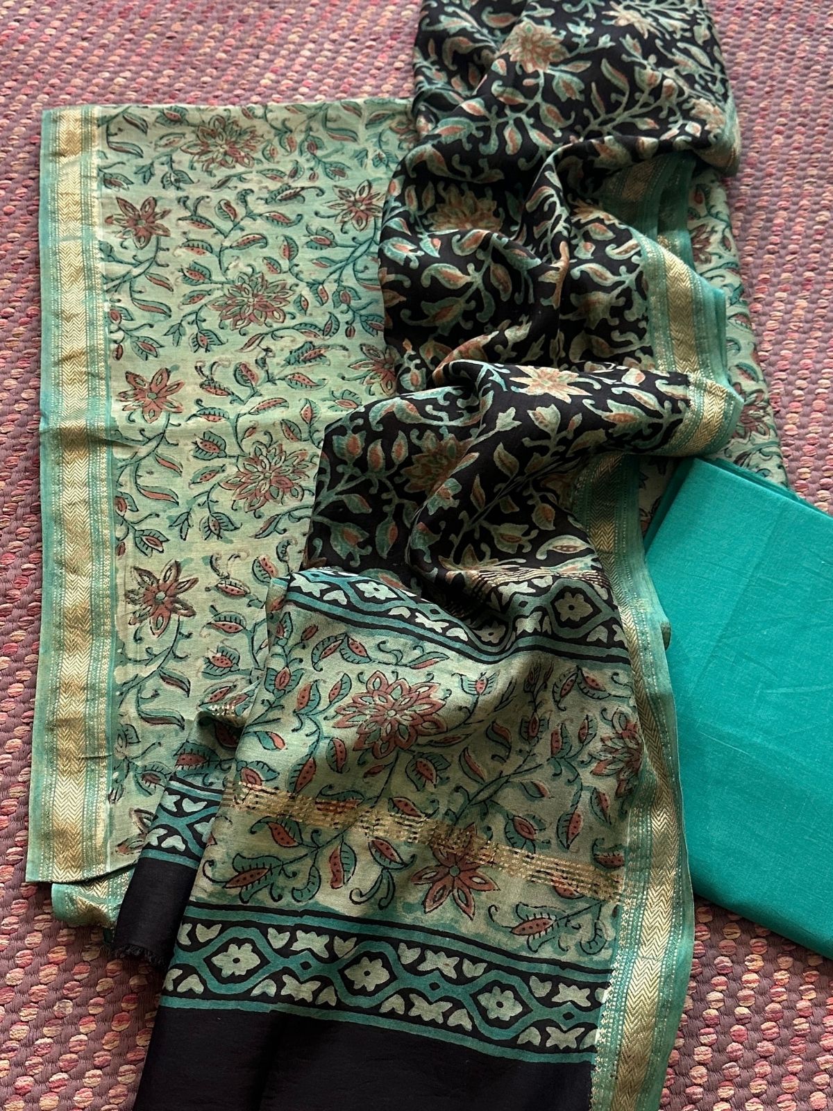 Vegetable Dyed Maheshwari Silk Unstitched Set