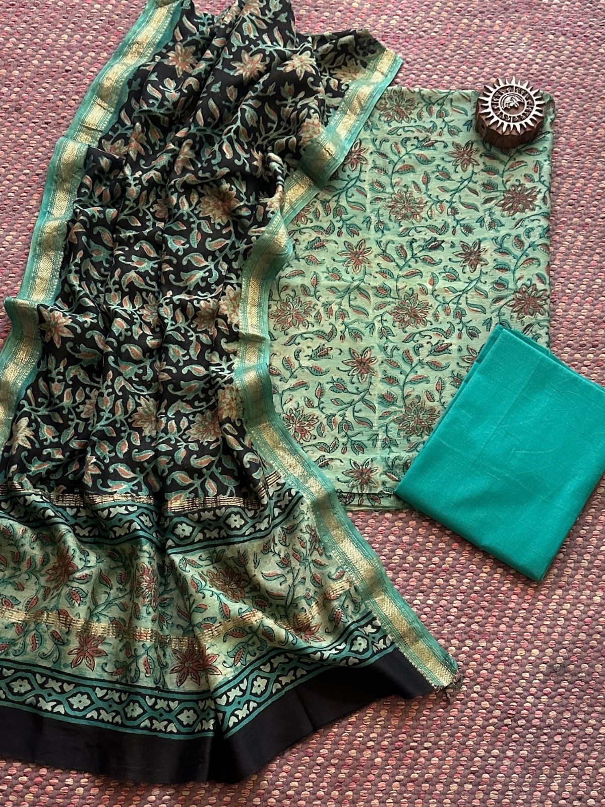 Vegetable Dyed Maheshwari Silk Unstitched Set