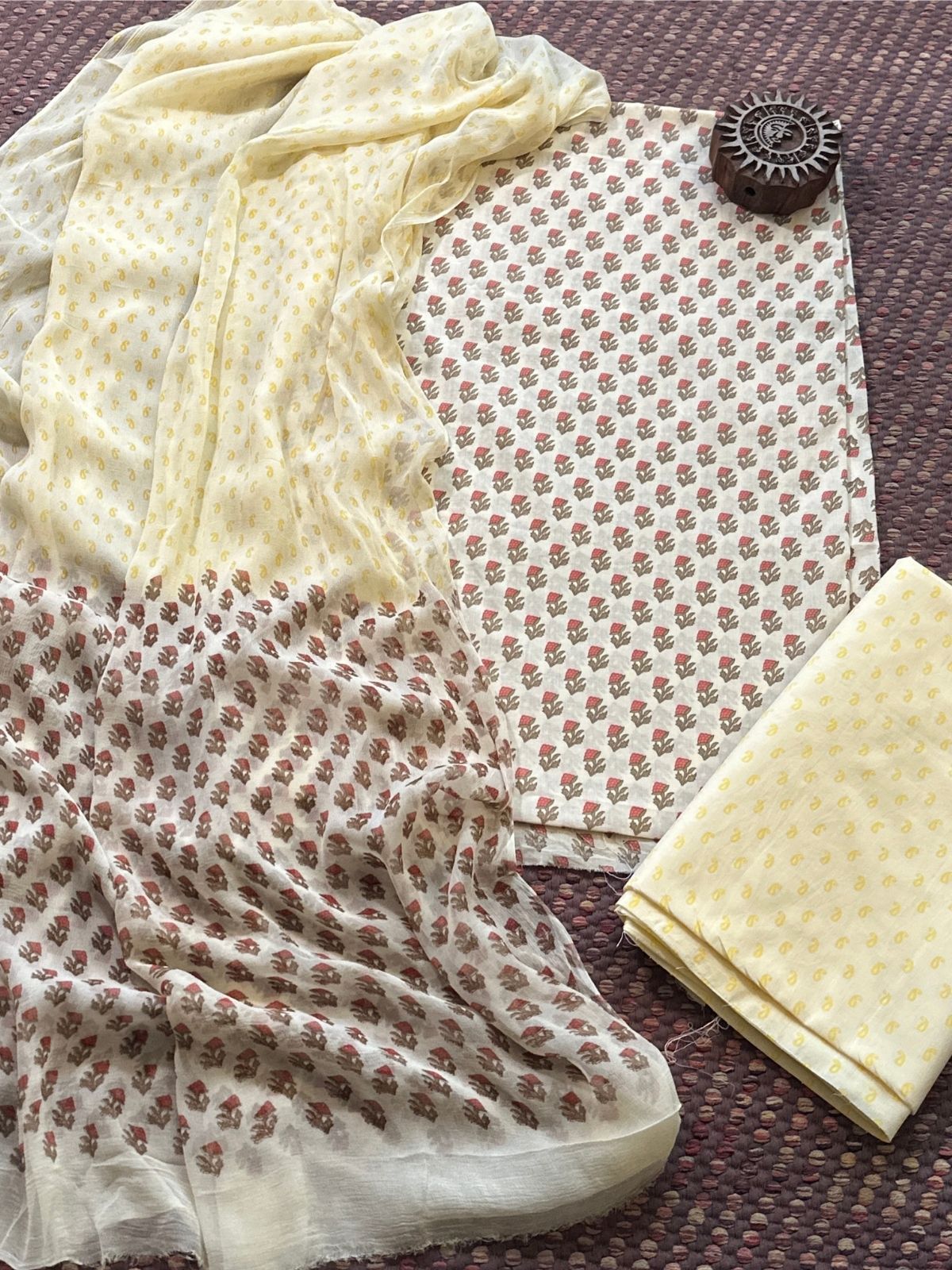 Pure Cotton Unstitched Set with Chiffon Dupatta
