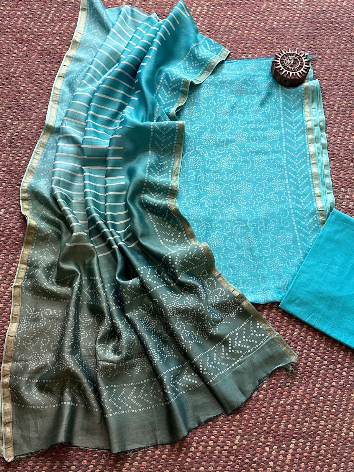 Premium Maheshwari Silk Set