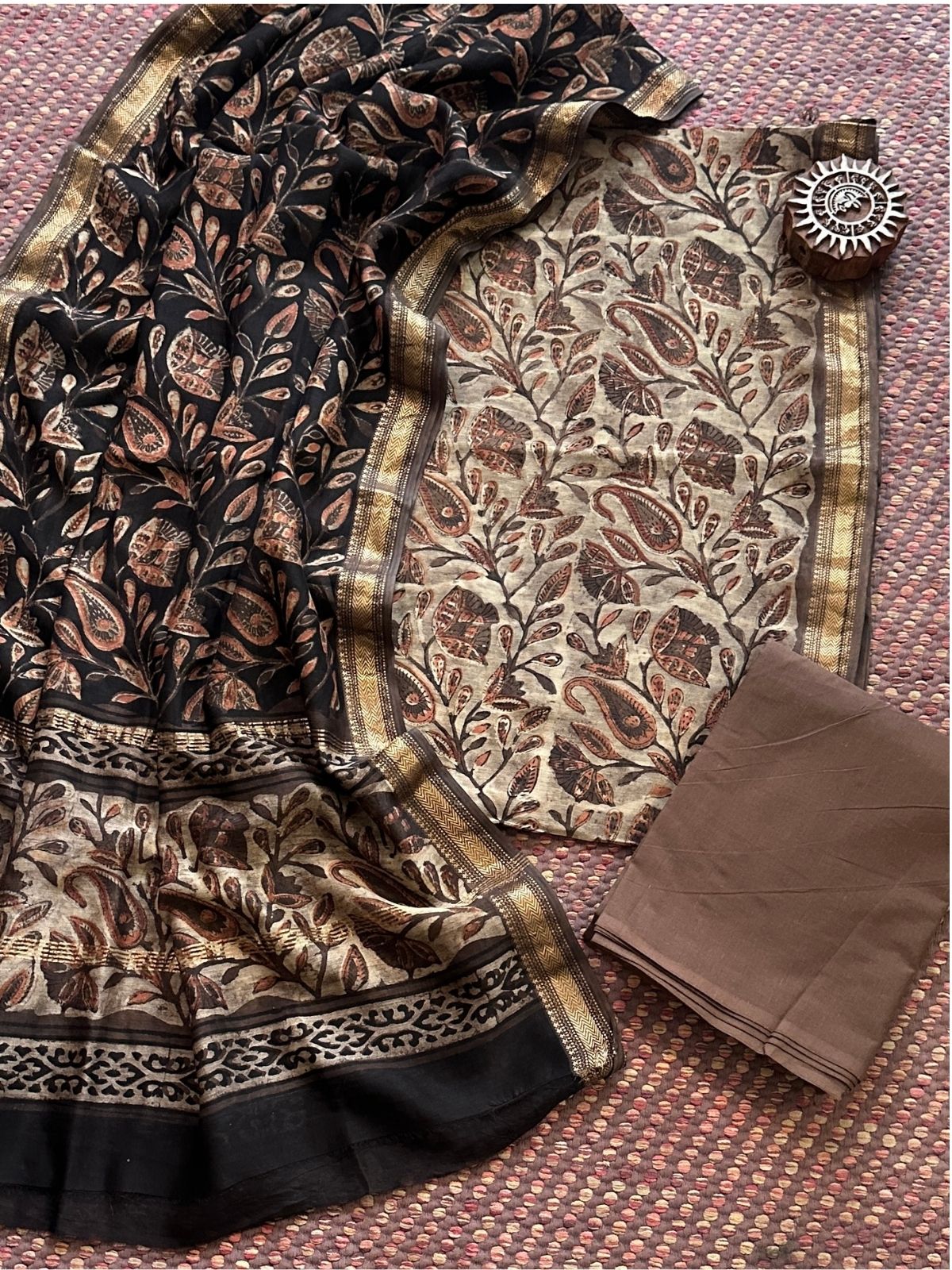Vegetable Dyed Maheshwari Silk Unstitched Set