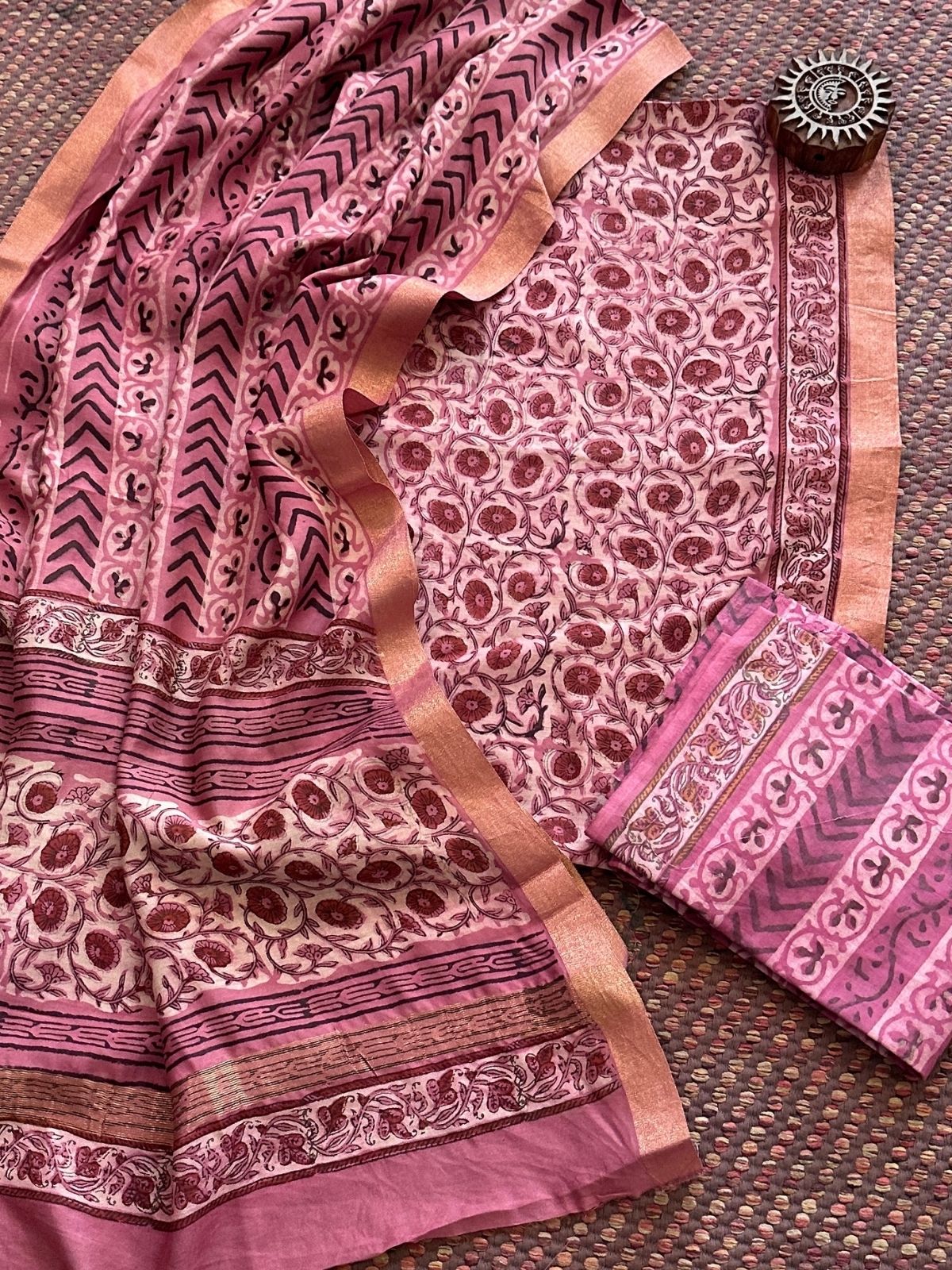 Vegetable Dyed Maheshwari Silk Unstitched Set