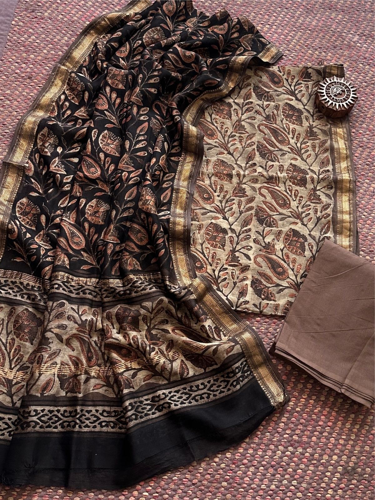 Vegetable Dyed Maheshwari Silk Unstitched Set