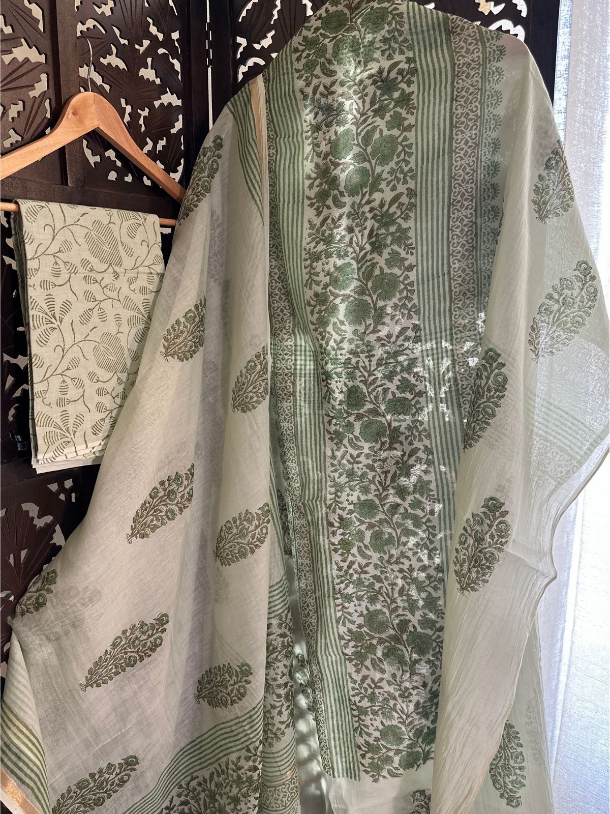 Premium Hand-blocked Malmal Maheswari Unstitched Set