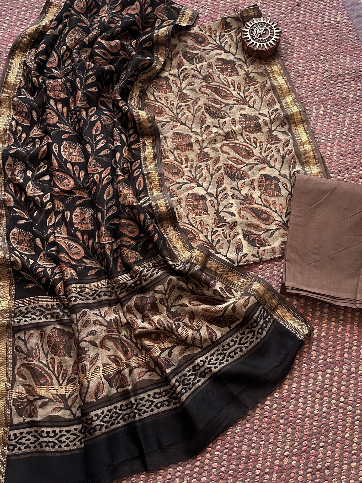 Vegetable Dyed Maheshwari Silk Unstitched Set