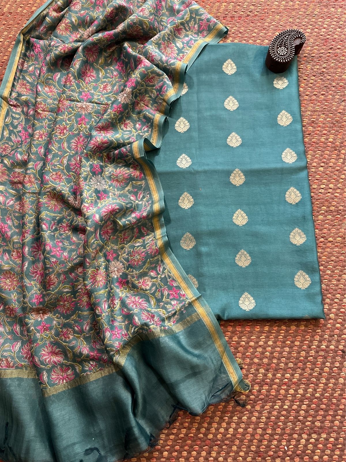 Maheshwari Silk with Benarsi Weave