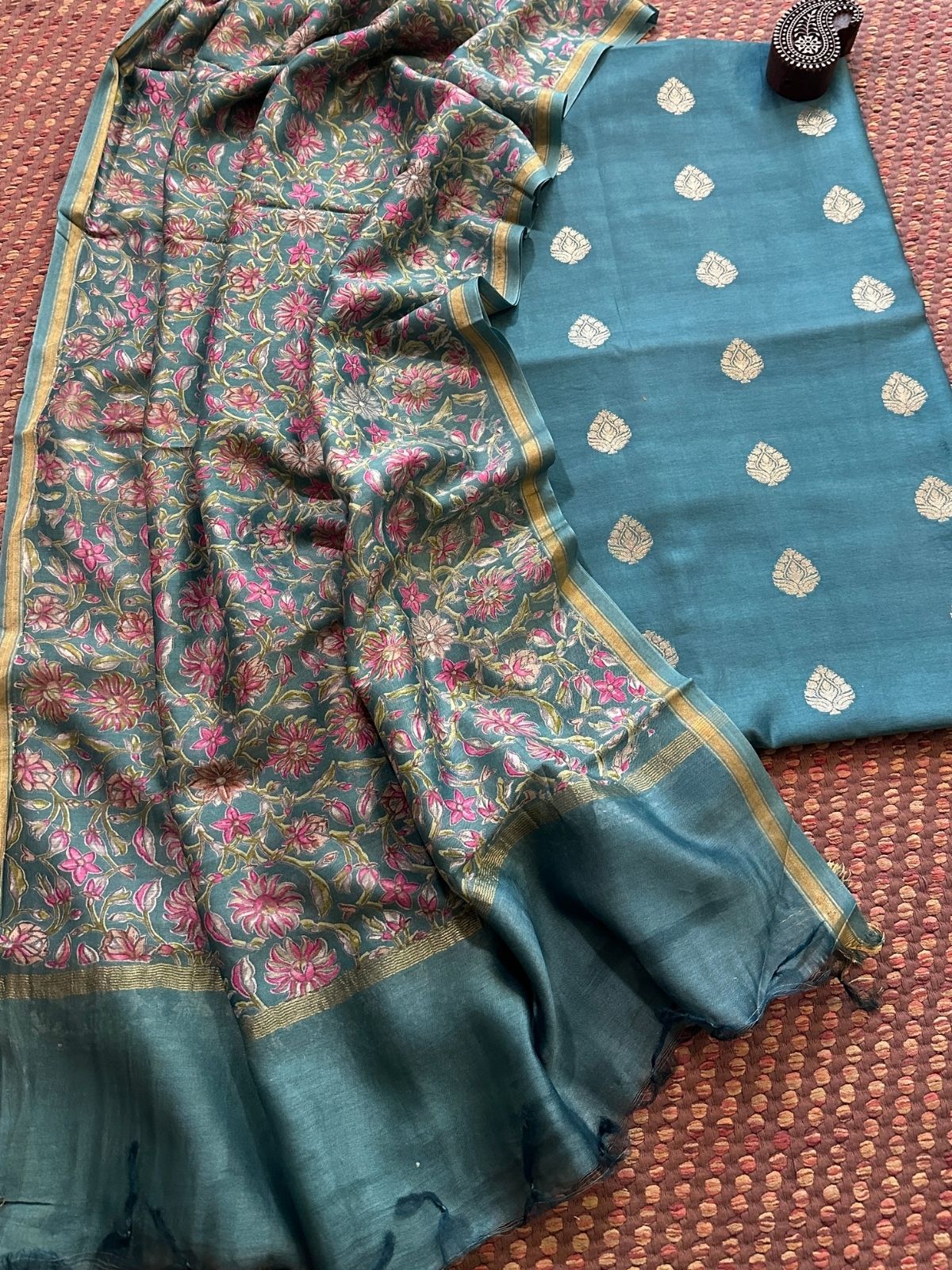 Maheshwari Silk with Benarsi Weave