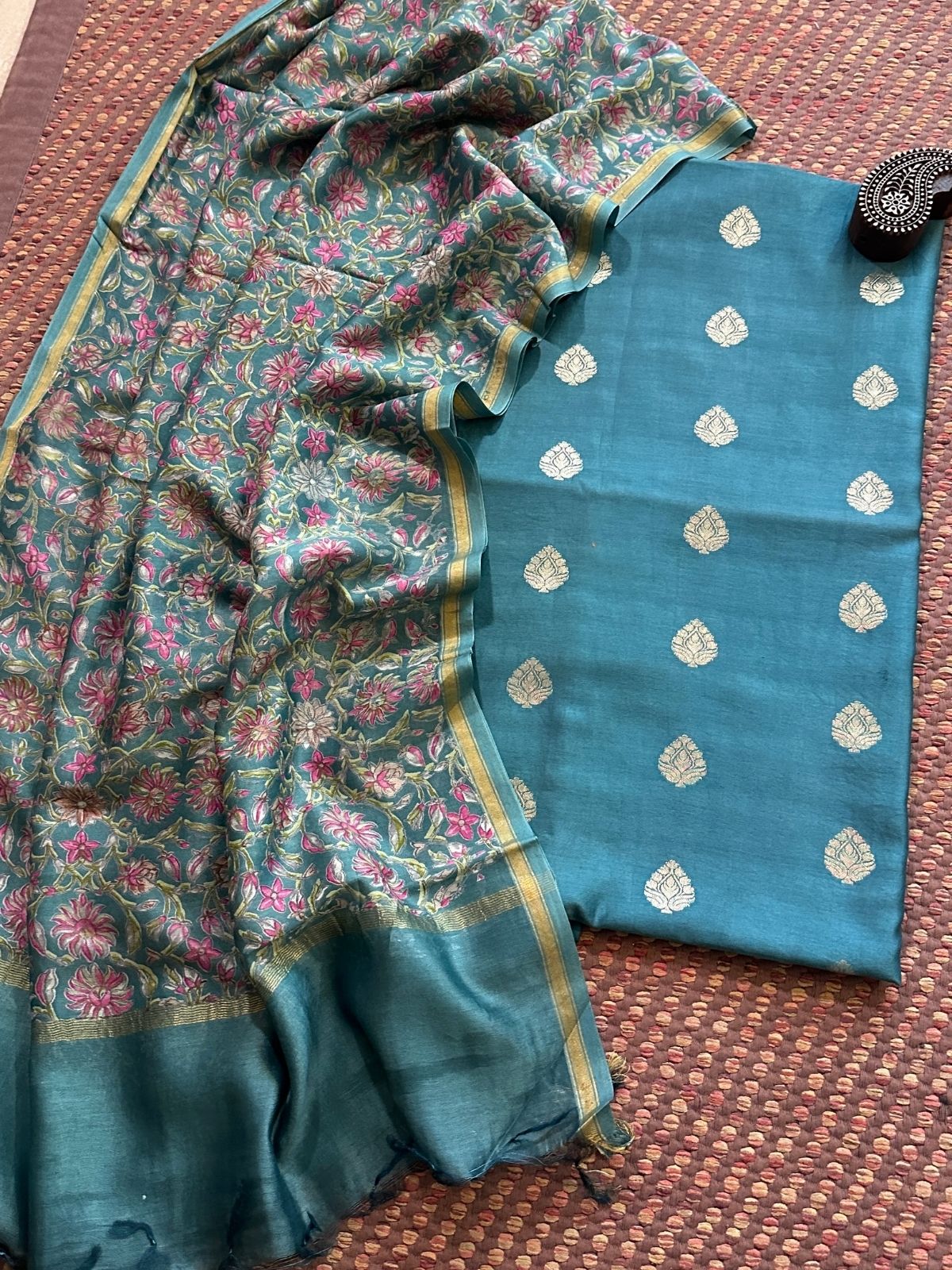 Maheshwari Silk with Benarsi Weave