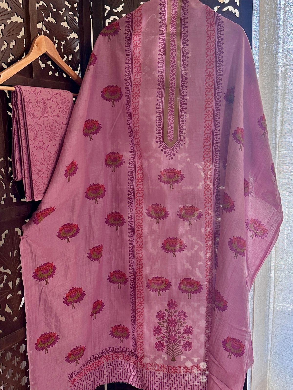 Premium Hand-blocked Malmal Maheswari Unstitched Set