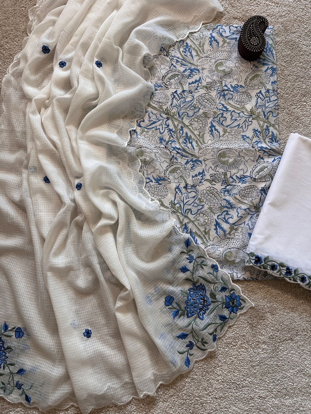 Aprajita Set