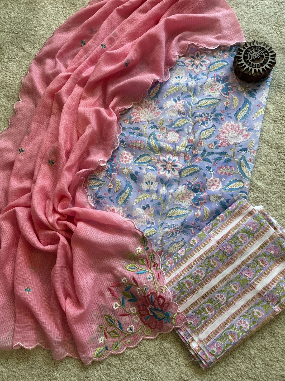Aarzoo Unstitched Set