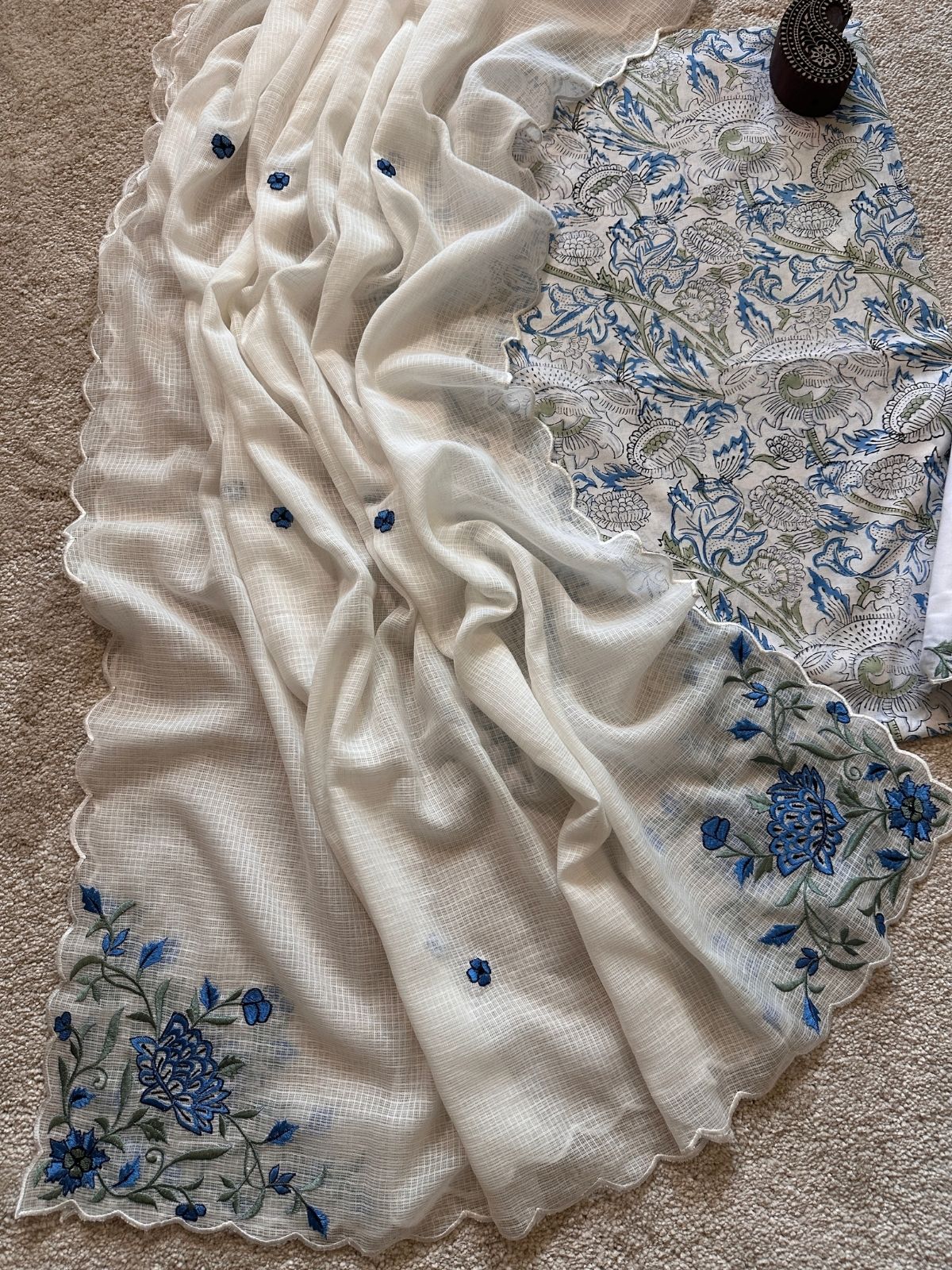 Aprajita Set