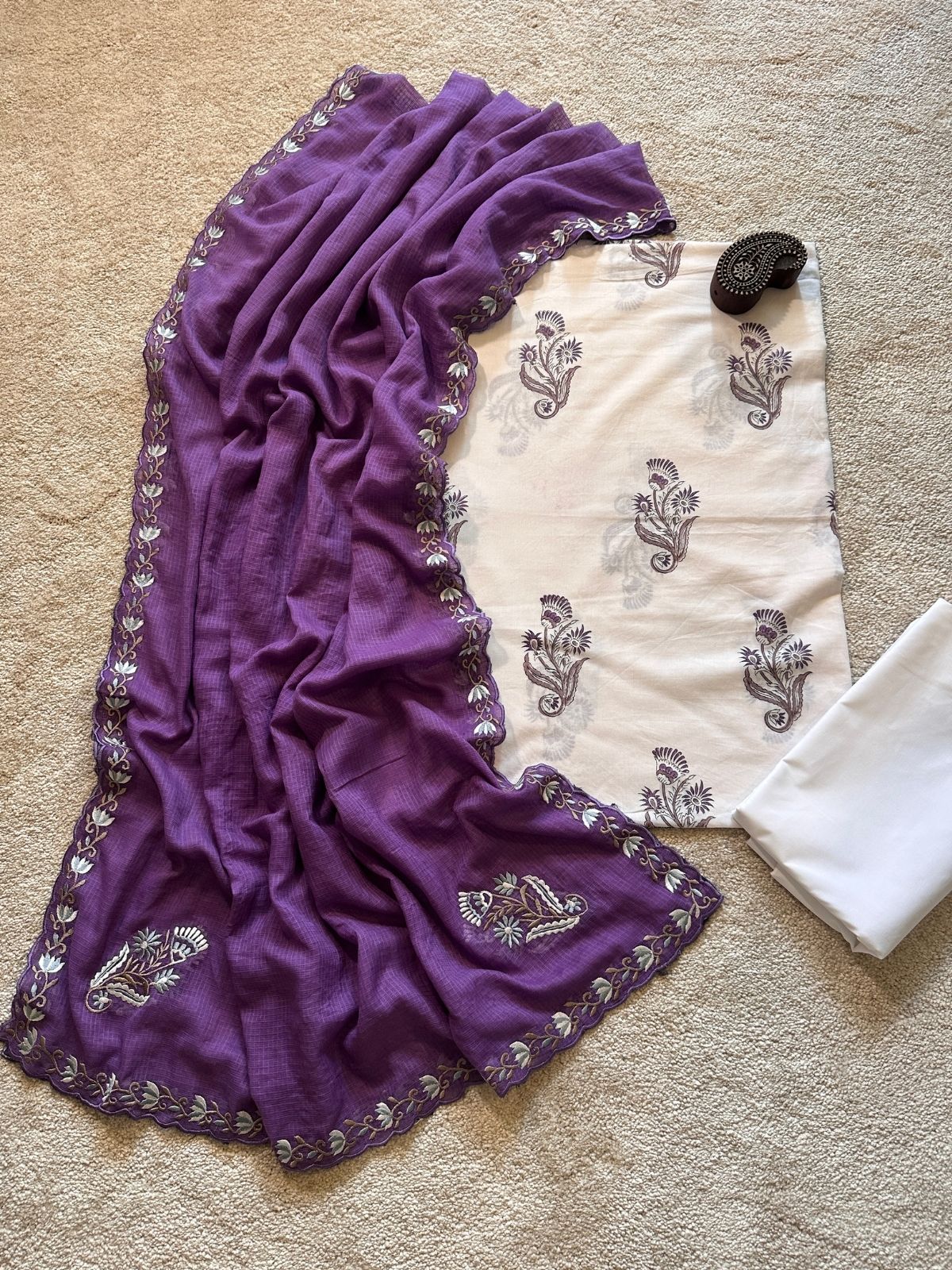 Radhika Set