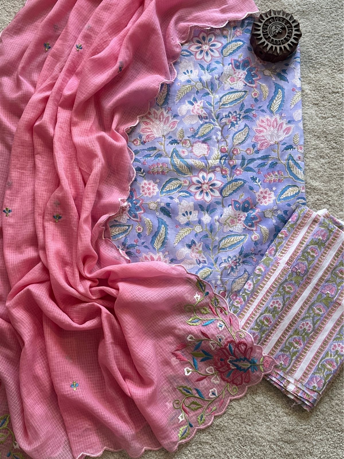 Aarzoo Unstitched Set