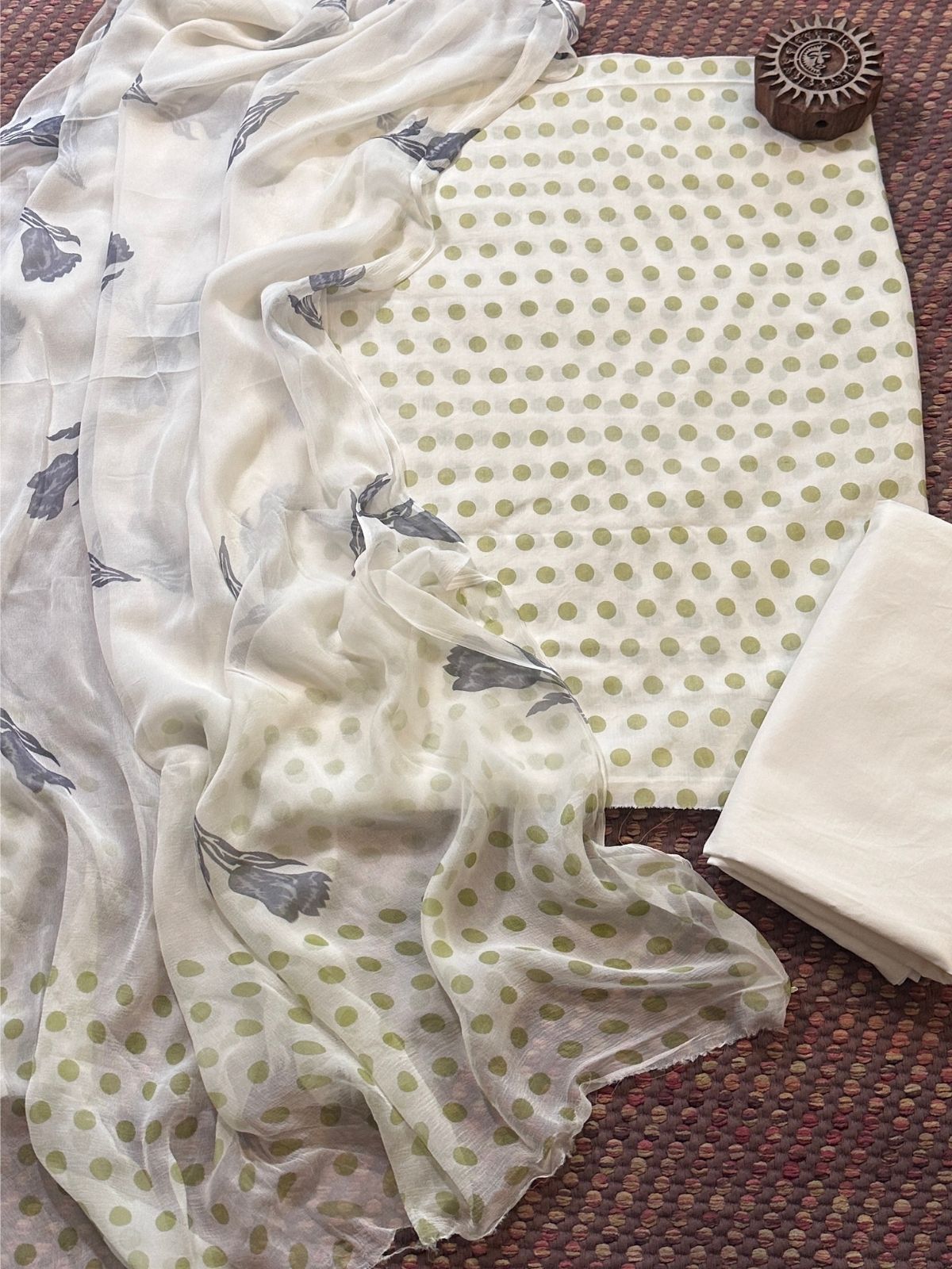 Pure Cotton Unstitched Set with Chiffon Dupatta