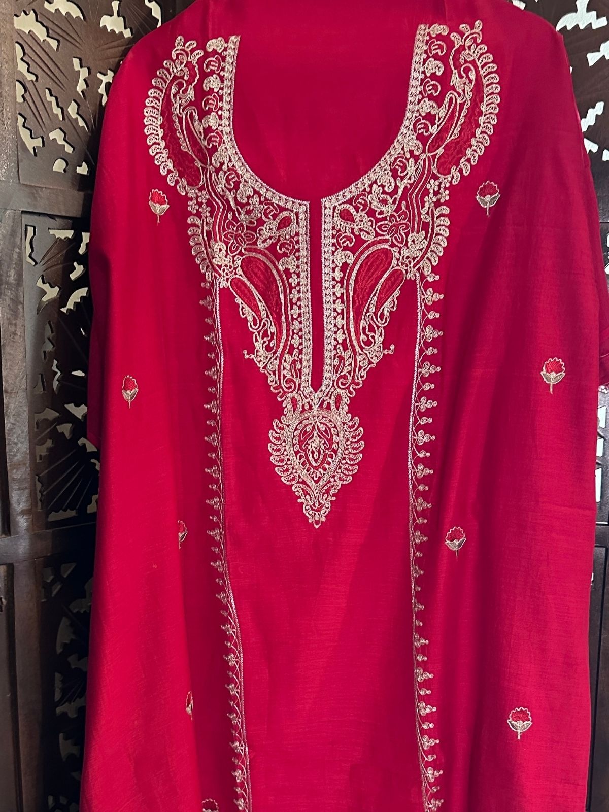 Premium Mul Maheshwari Embroidered Unstitched Set