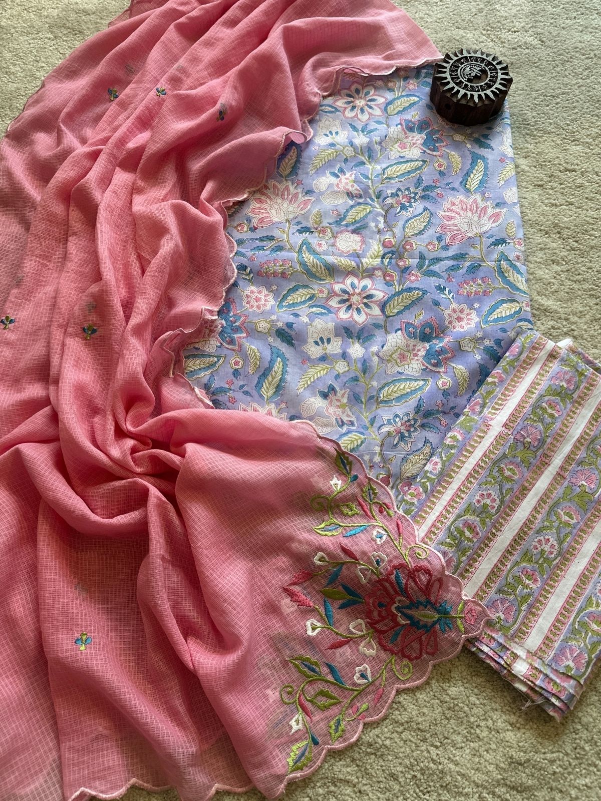 Aarzoo Unstitched Set
