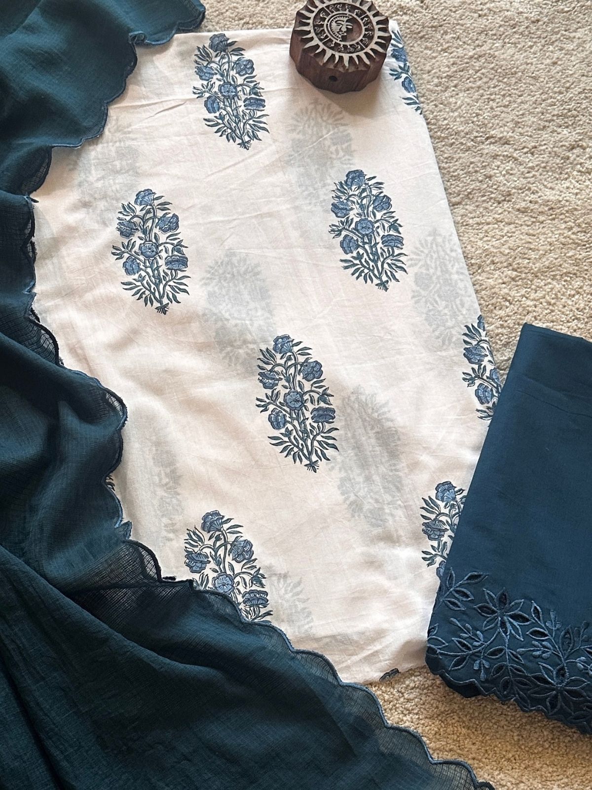 Saaira Unstitched Set