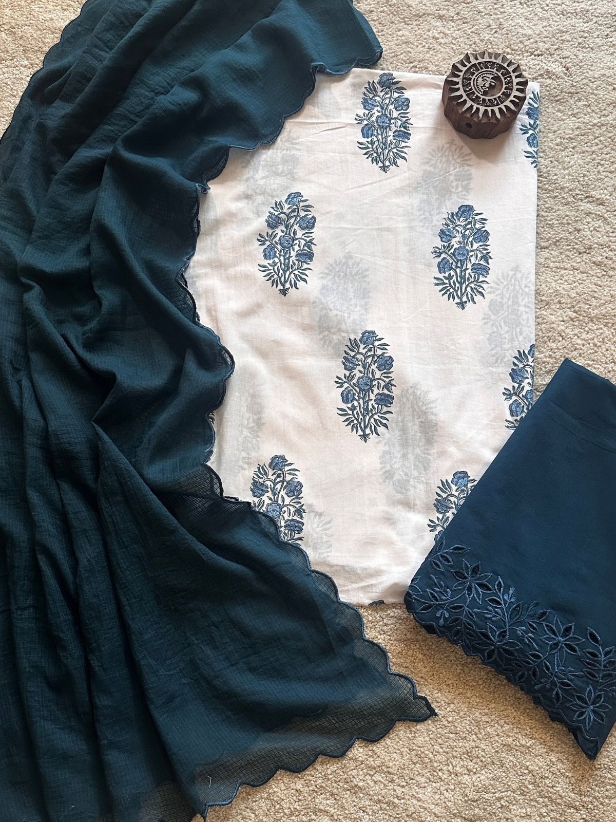 Saaira Unstitched Set