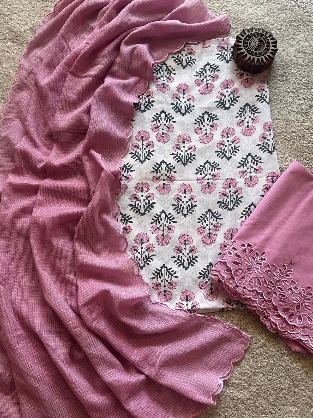 Raima Unstitched  Set