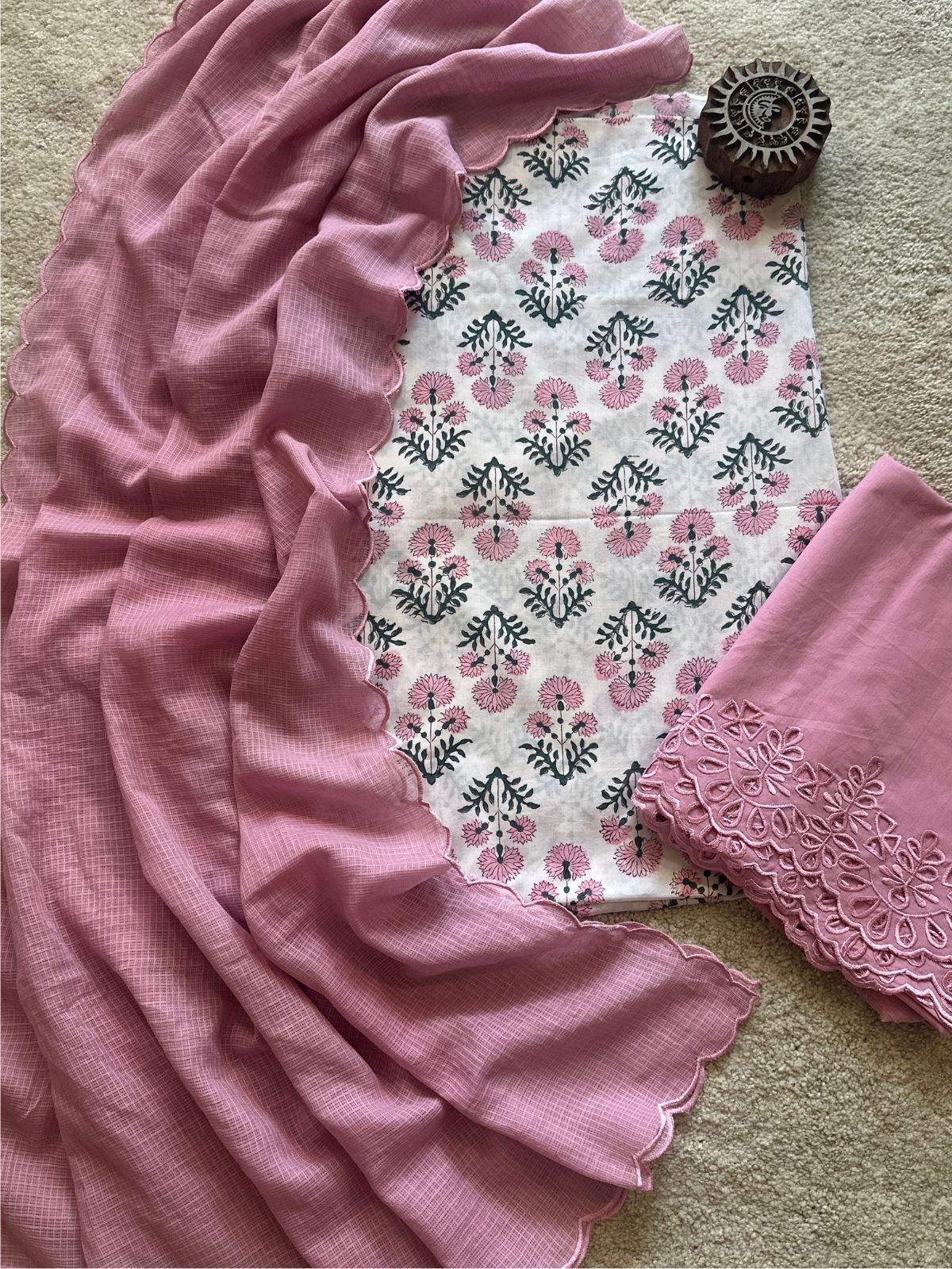 Raima Unstitched  Set
