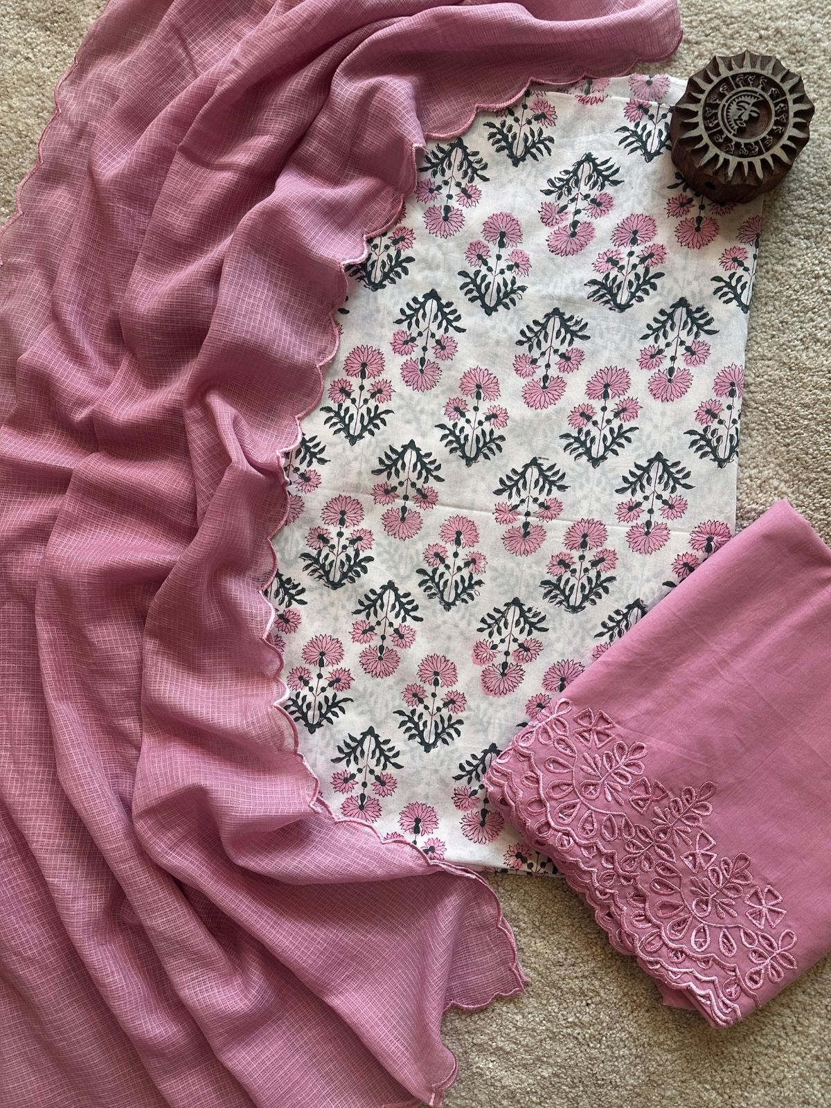 Raima Unstitched  Set