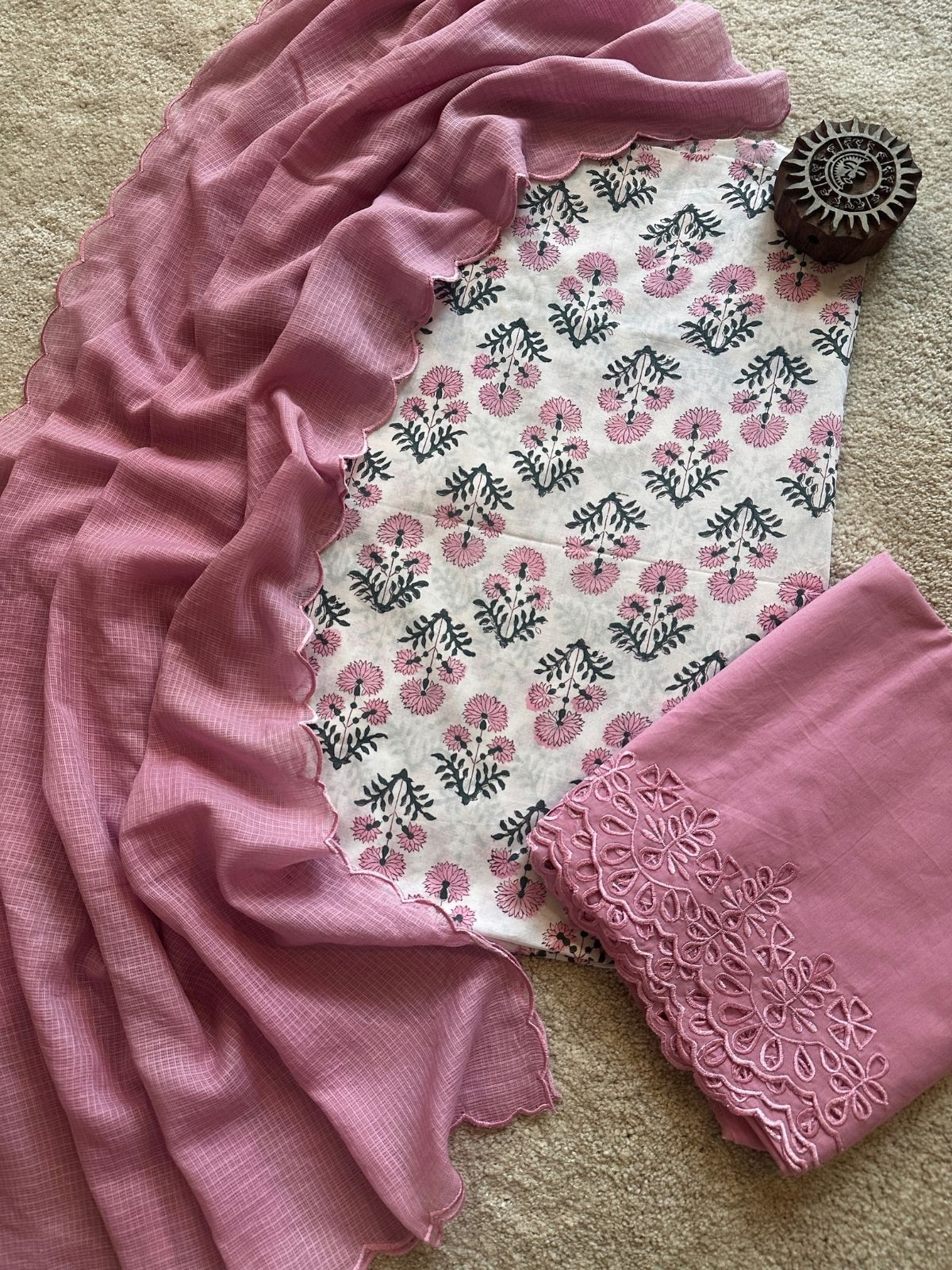 Raima Unstitched  Set