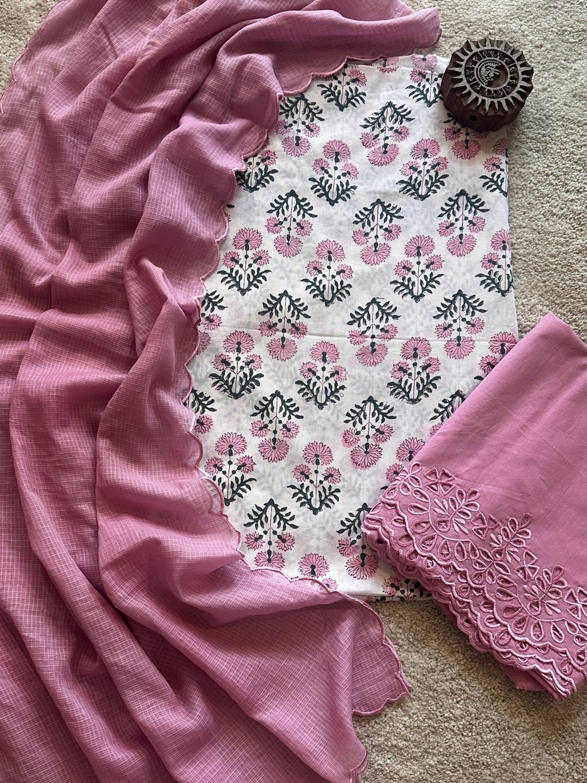 Raima Unstitched  Set